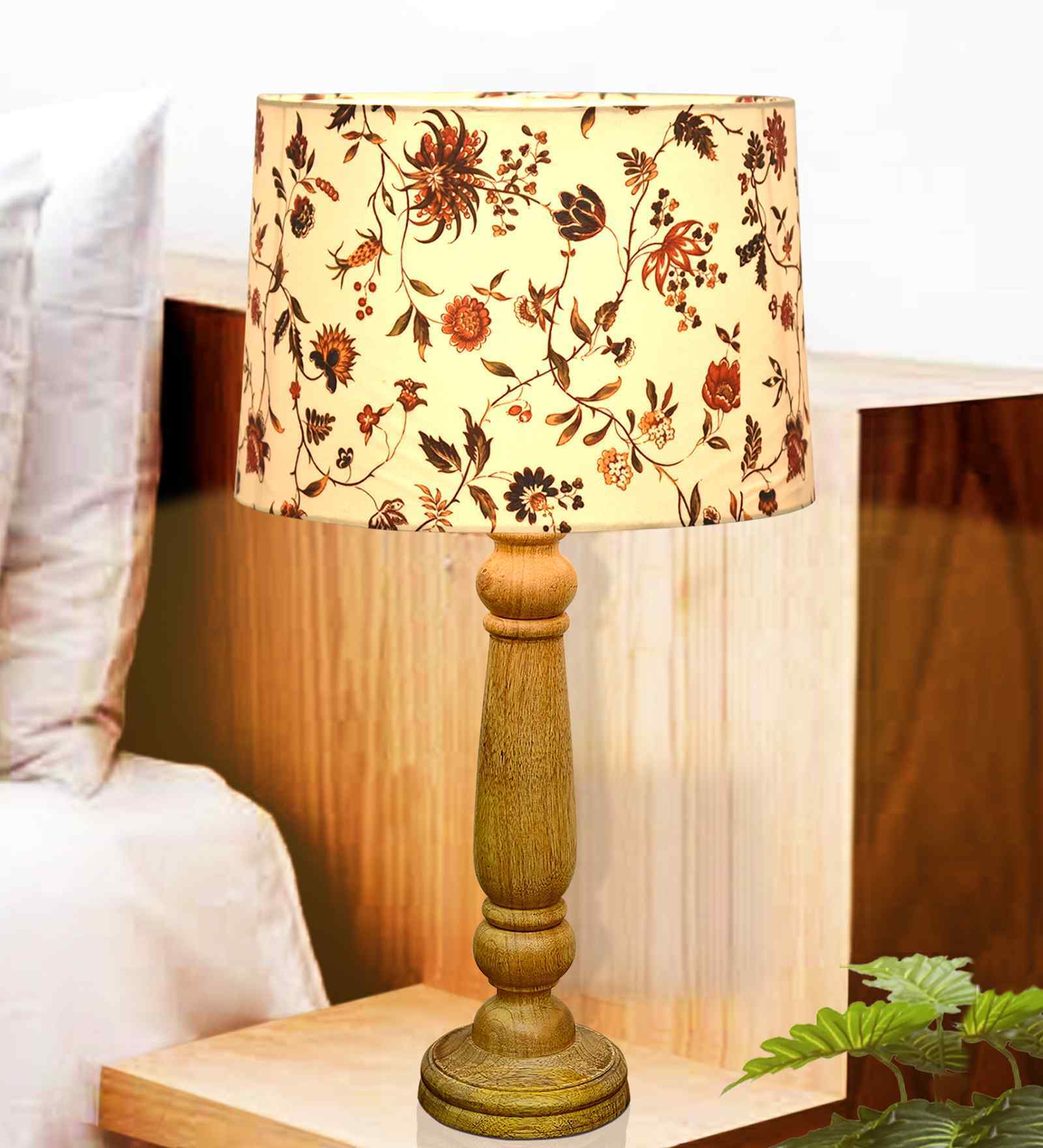 Mable Rustic Wood Table Lamp