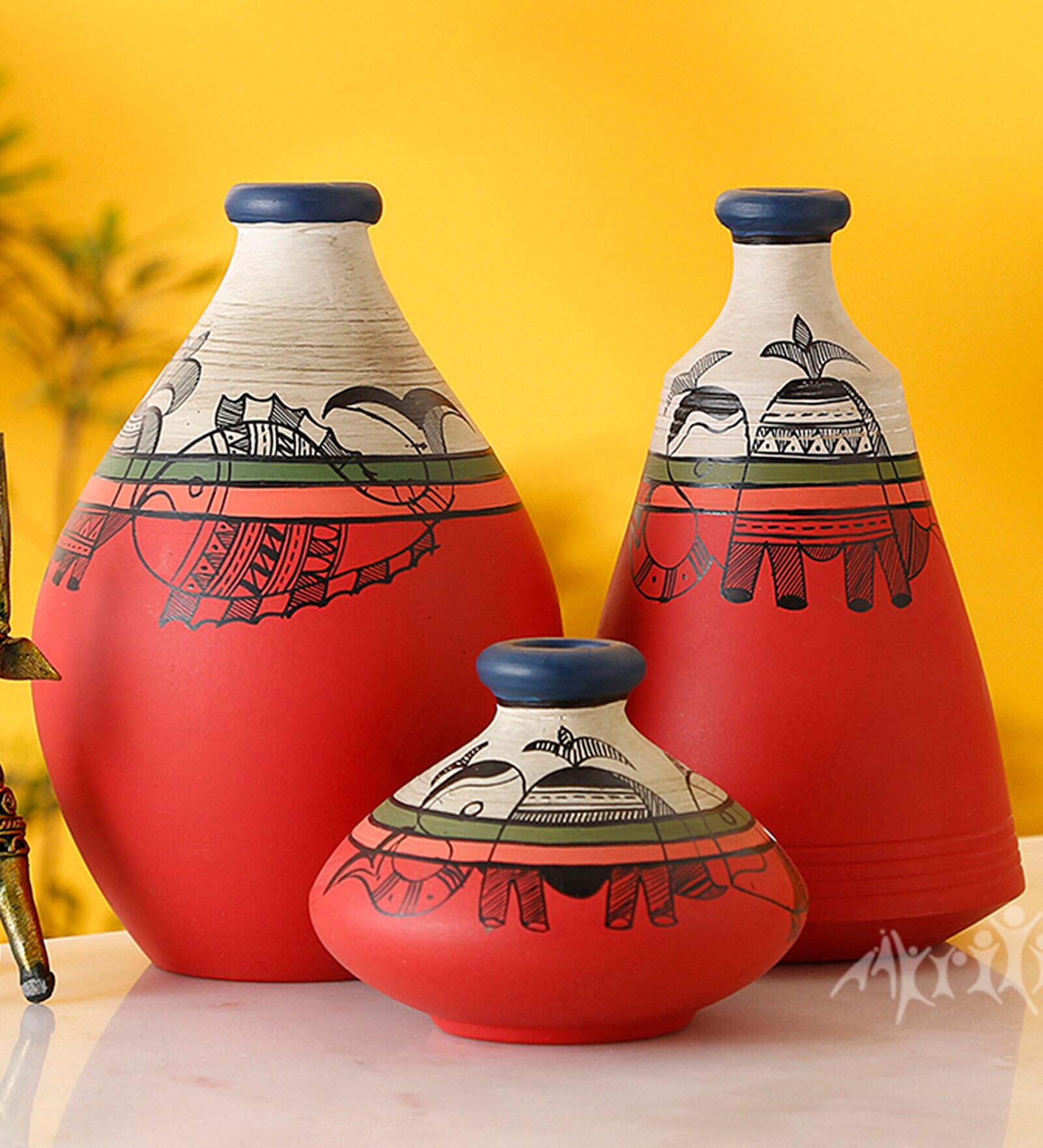 Rustic Madhubani Vases (So4) in Red color (5x2.5/4x3/2.5x2.5/6x3 HxDia)