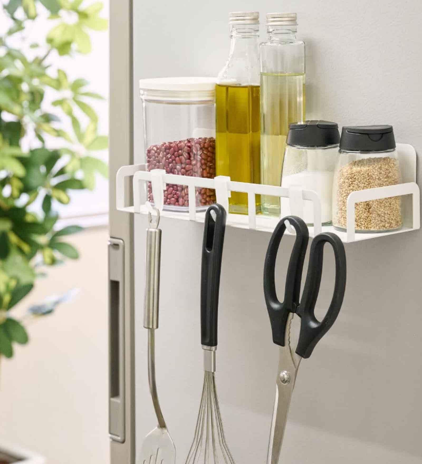 White Carbon Steel Magnetic Storage Rack with Hooks