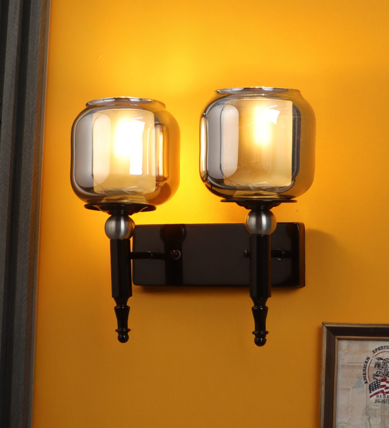 Majestic Glossy & Black Mild Steel Wall Light