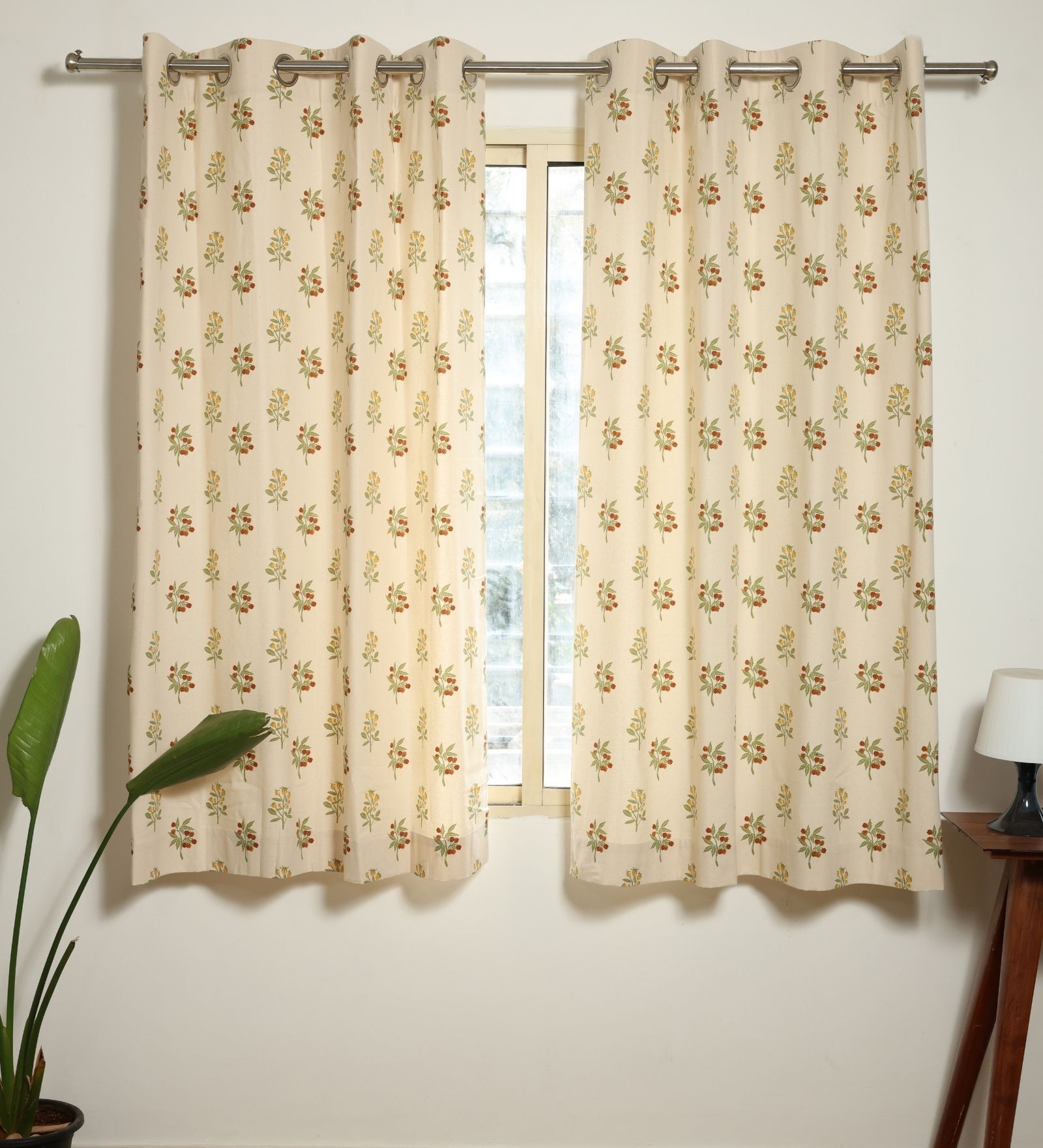 Malta Green & Yellow & Red Cotton 230 GSM  Floral 5 Feet Room Darkening Eyelet Window Curtains (2 Pc)