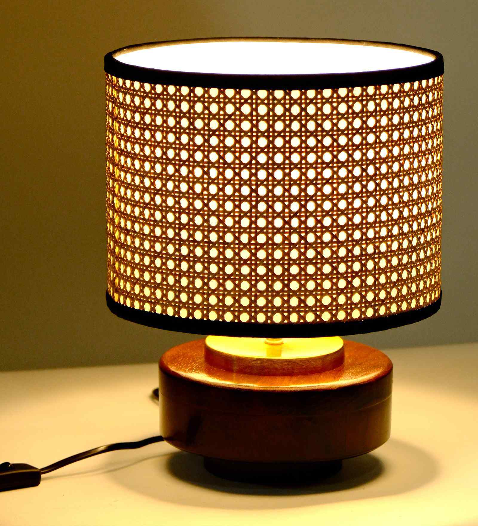 Mango Wood Turtle Base Table Lamp With Rattan Fabric Lampshade 14"