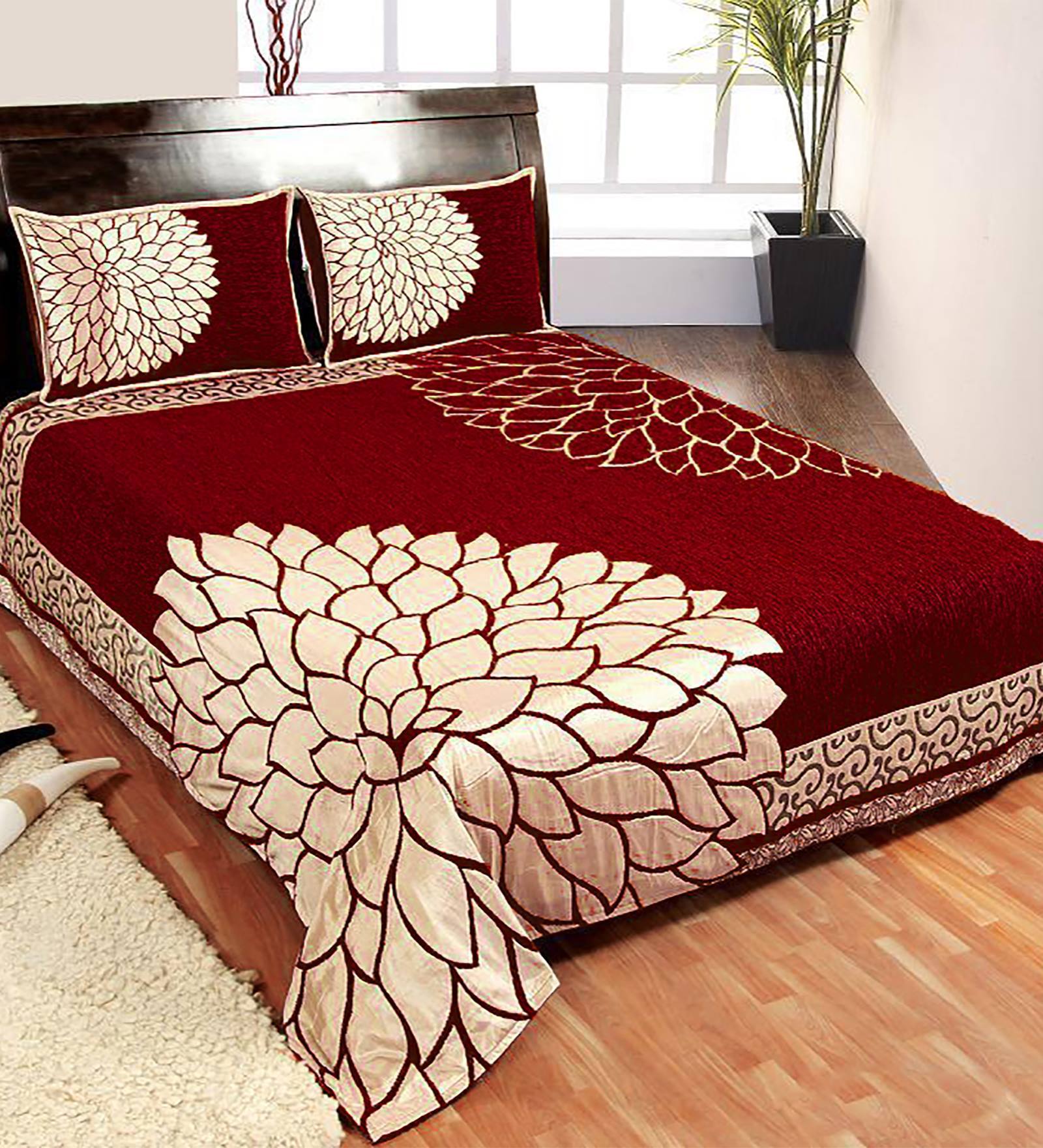 Maroon Abstract 500 TC Chenille Double Bed Cover with 2 Pillow Covers