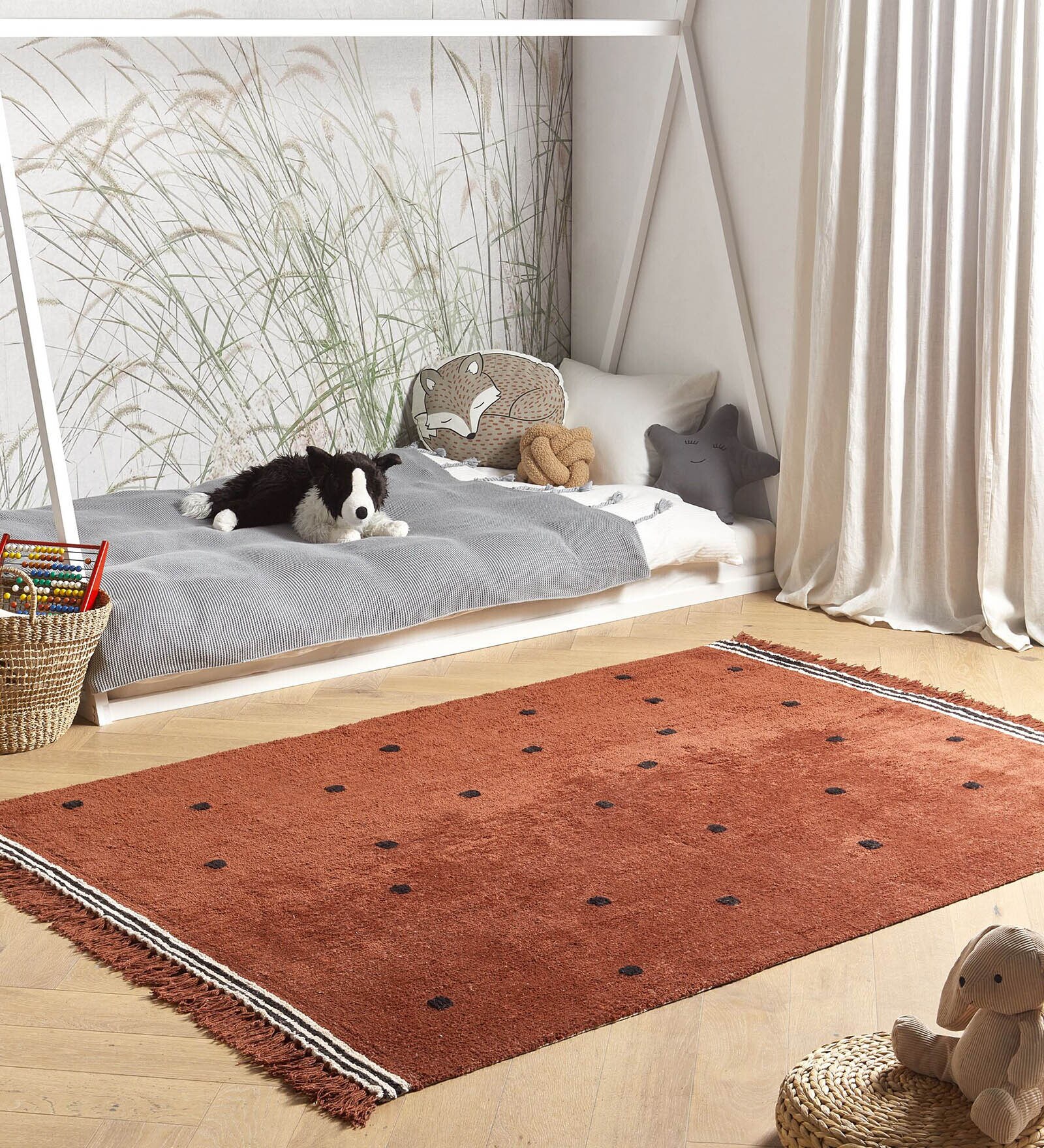 Maroon Abstract Cotton 8 Ft X 5 Ft Hand Tufted Dhurrie