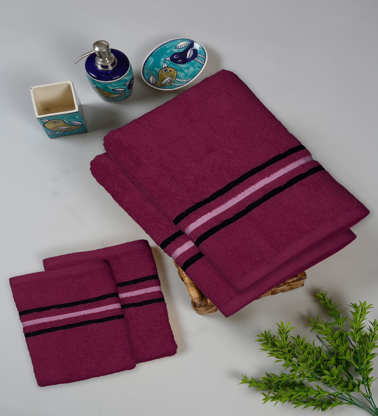 Maroon Cotton Solid 380 GSM Bath Towels (Set of 4)