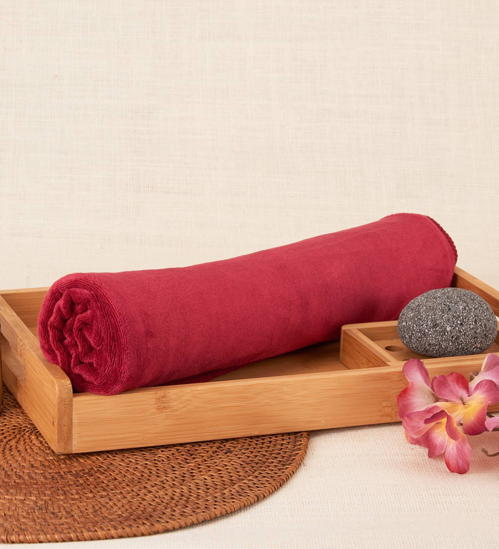 Maroon Microfiber Solid 400 GSM 3 Pcs Bath Towels 