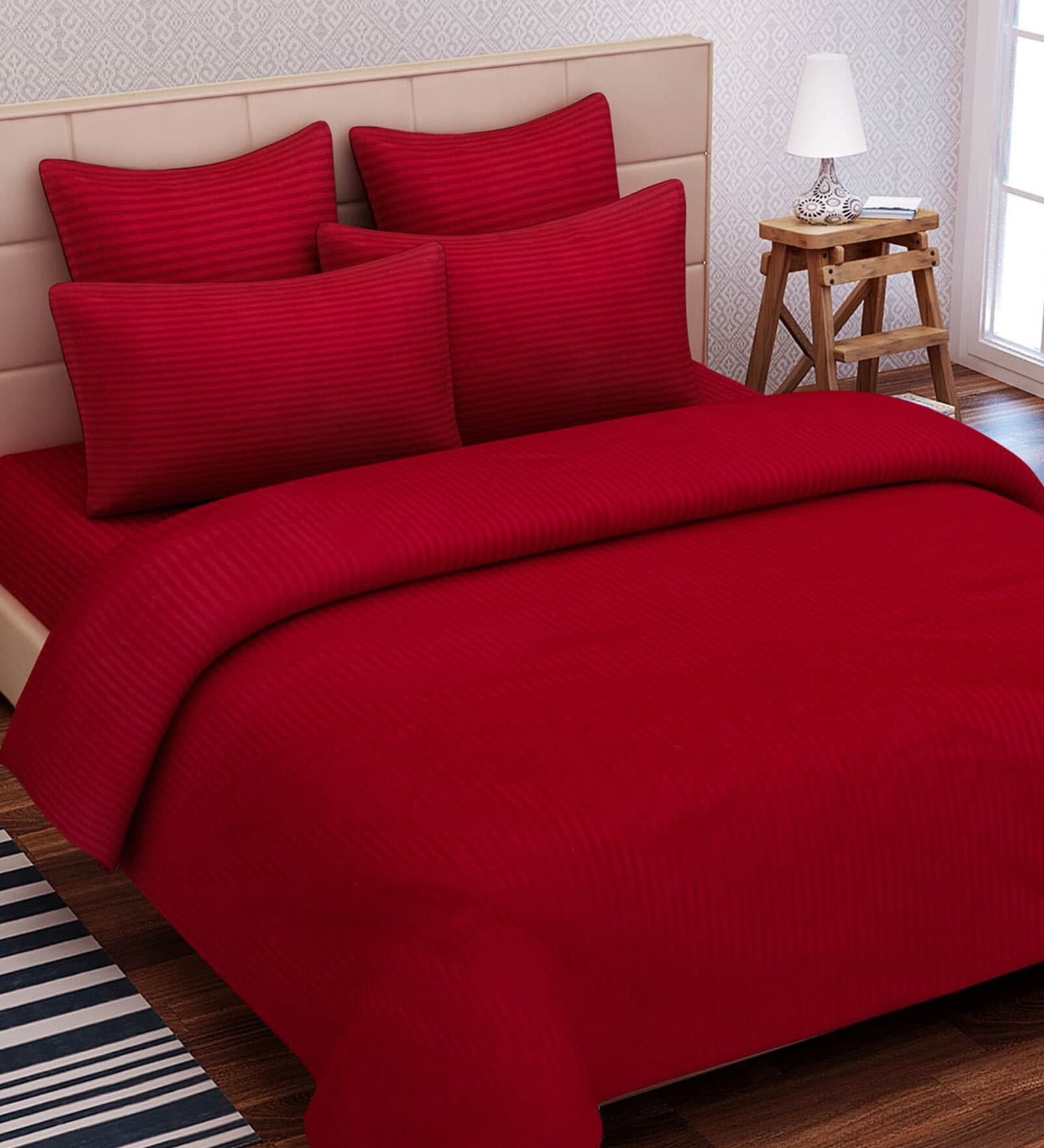 Maroon Solid 210 TC Cotton Blend King Sized Bed Sheets with 2 Pillow Covers
