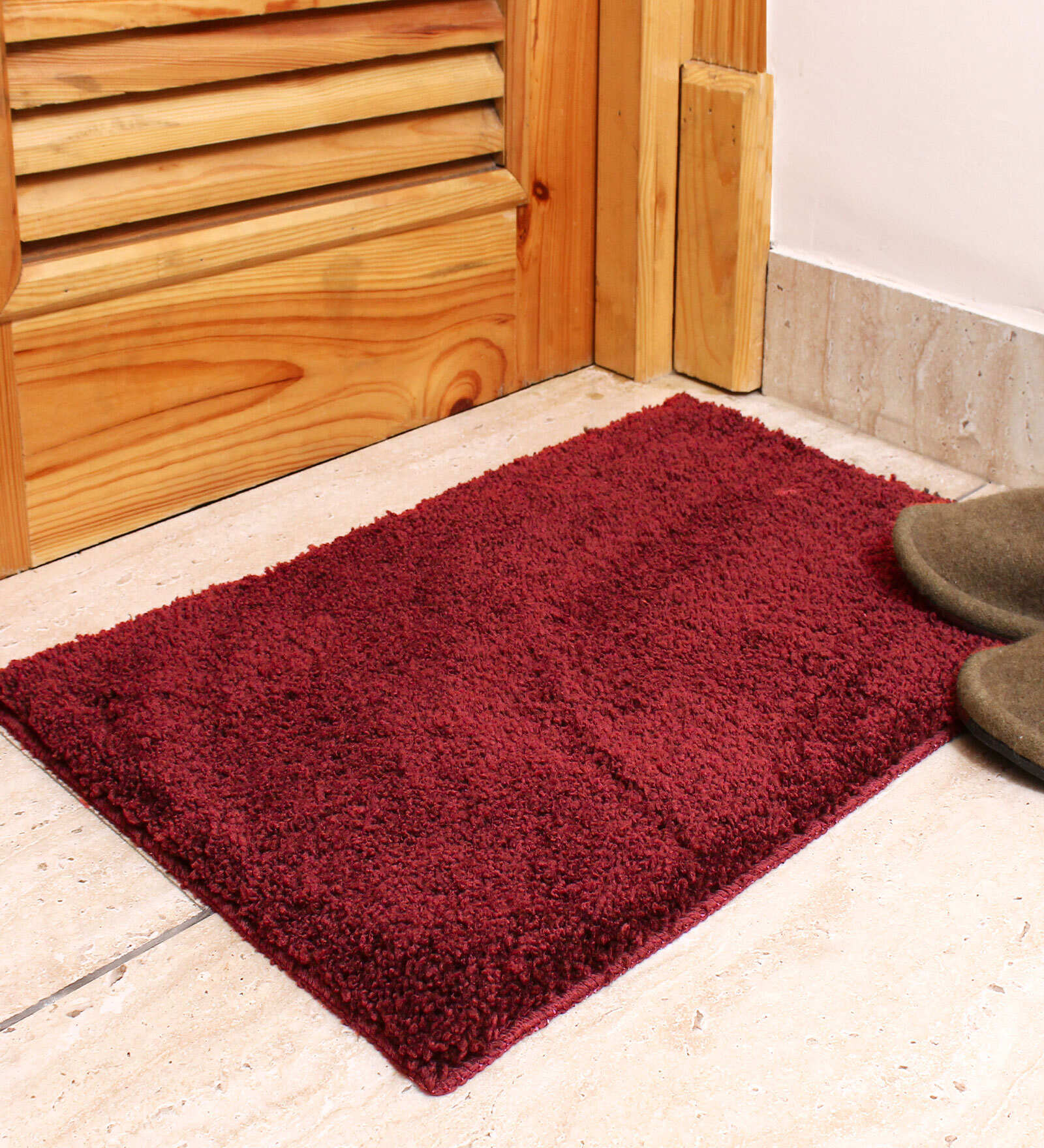 Maroon Solid Microfibre 17x12 Inches AntiSkid Door Mat
