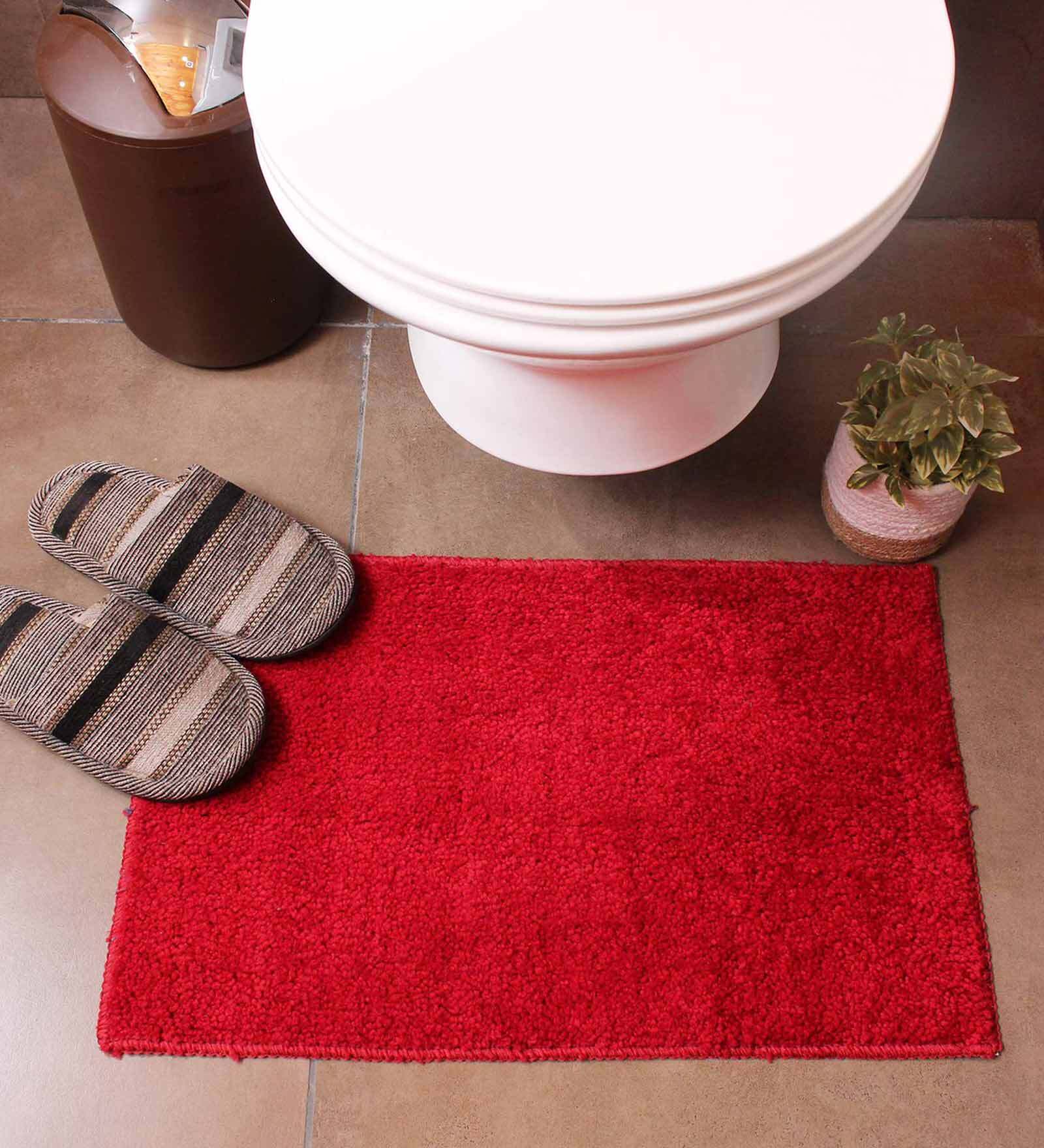 Maroon Solid Microfibre 23x15 Inches AntiSkid Bath Mat