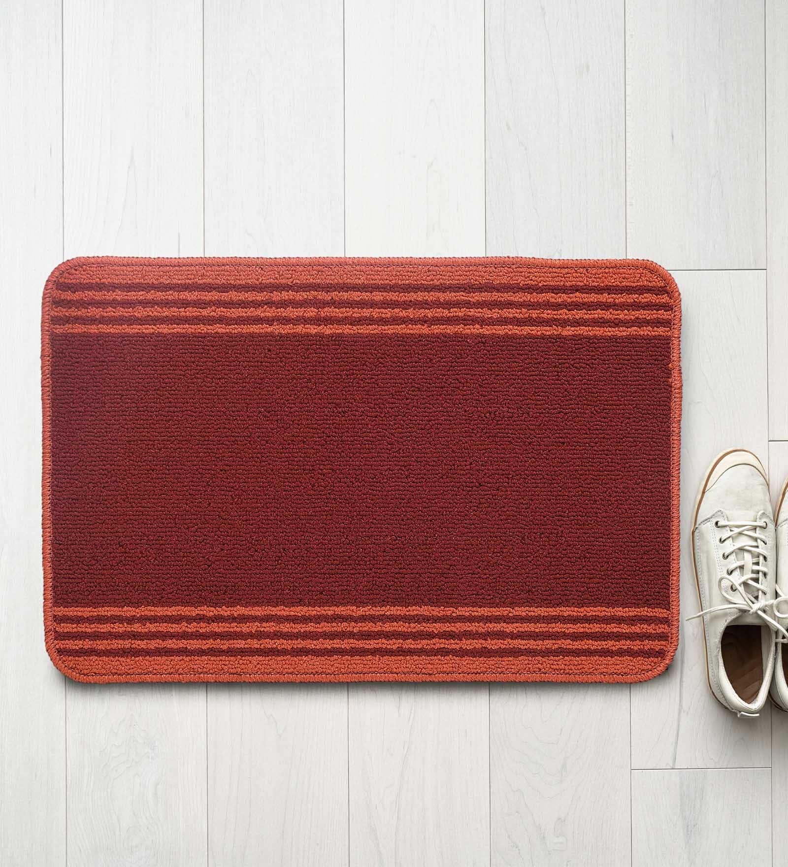 Maroon Geometric Polypropylene 24x16 Inches AntiSkid Bath Mat