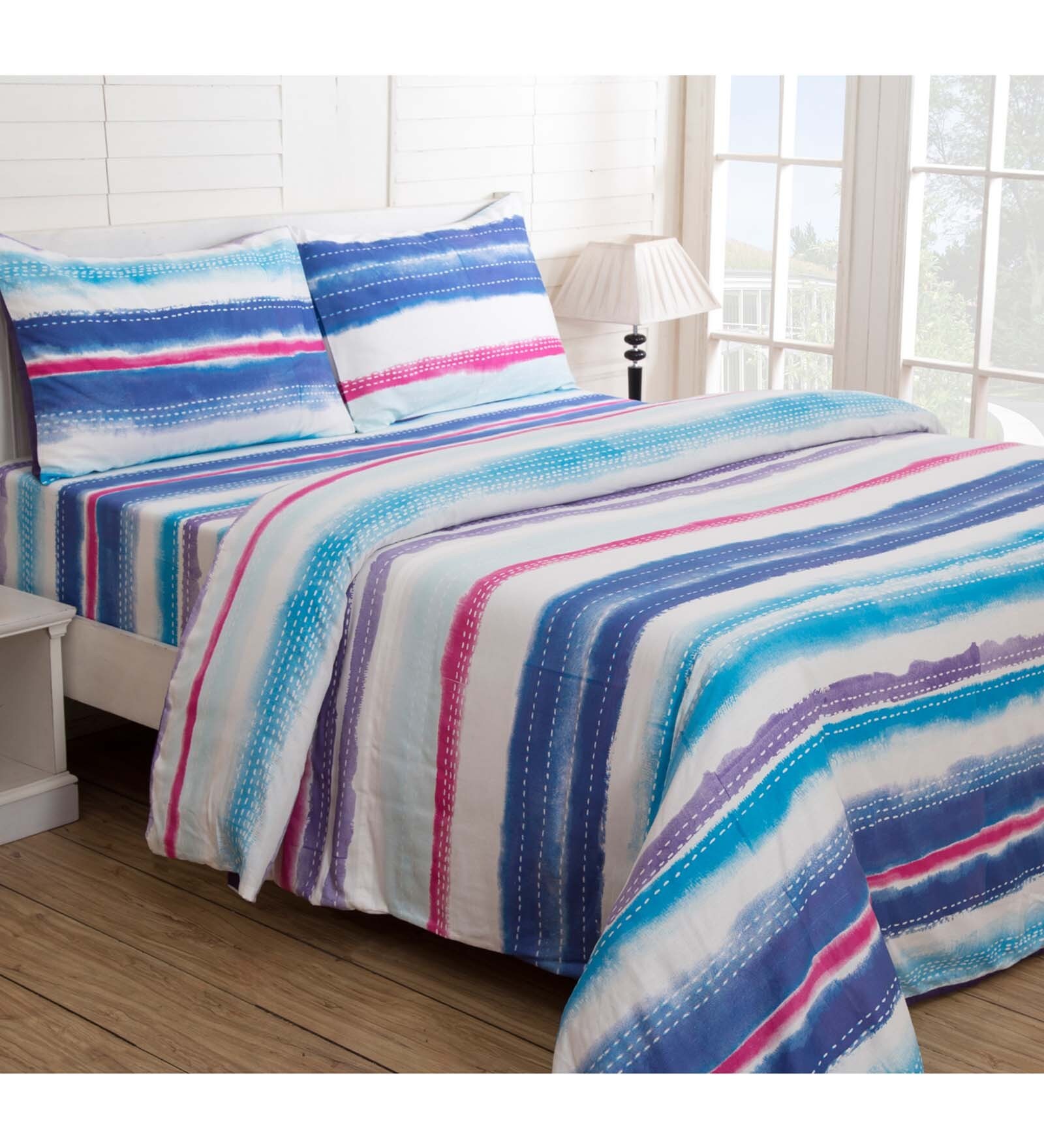 Buy 100 Cotton 210TC Double Bedsheet with 2 Pillow Covers by Maspar