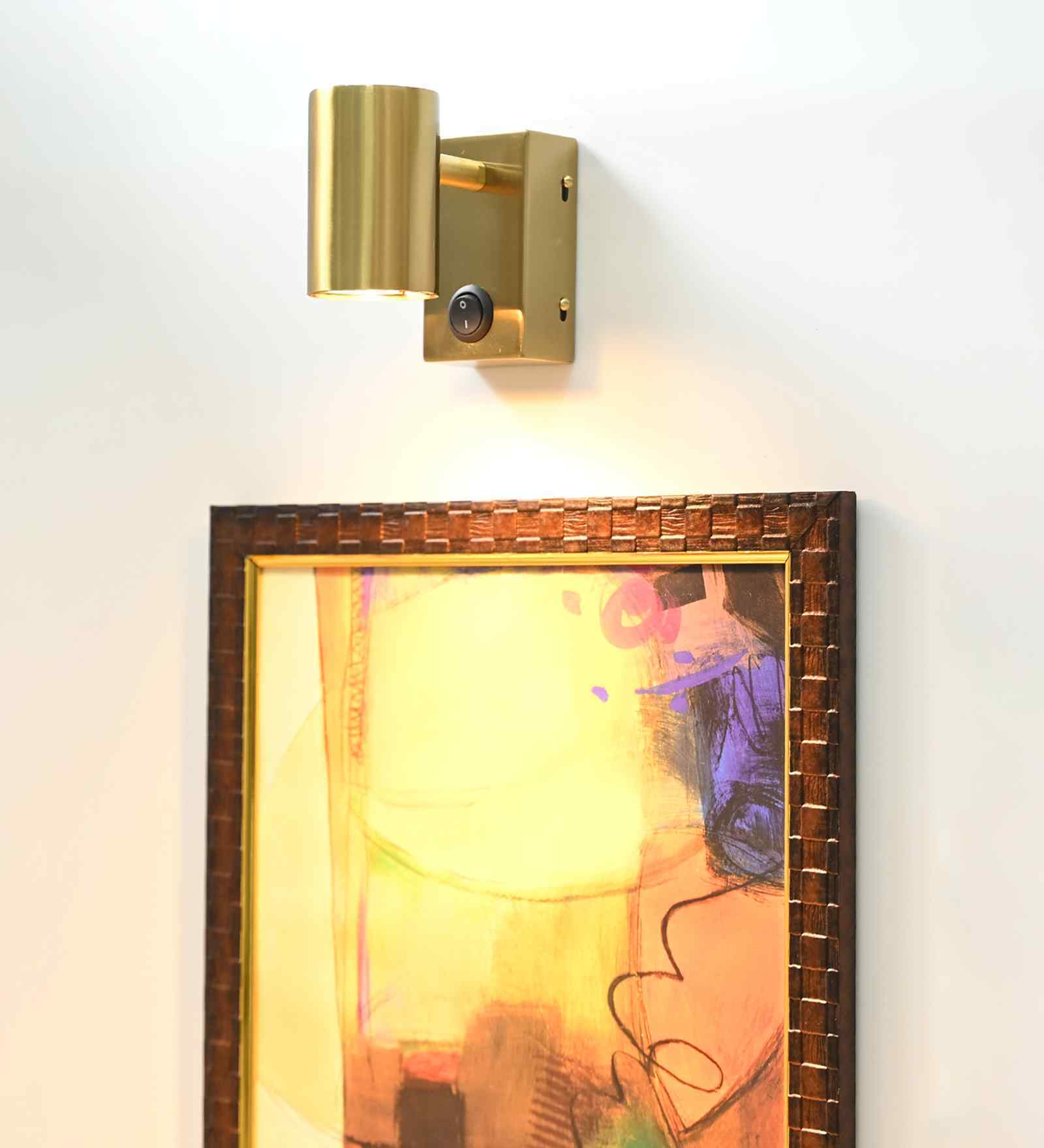 Matte Brass Finish Metal Modern Wall Light   Modern Decorative Fixture