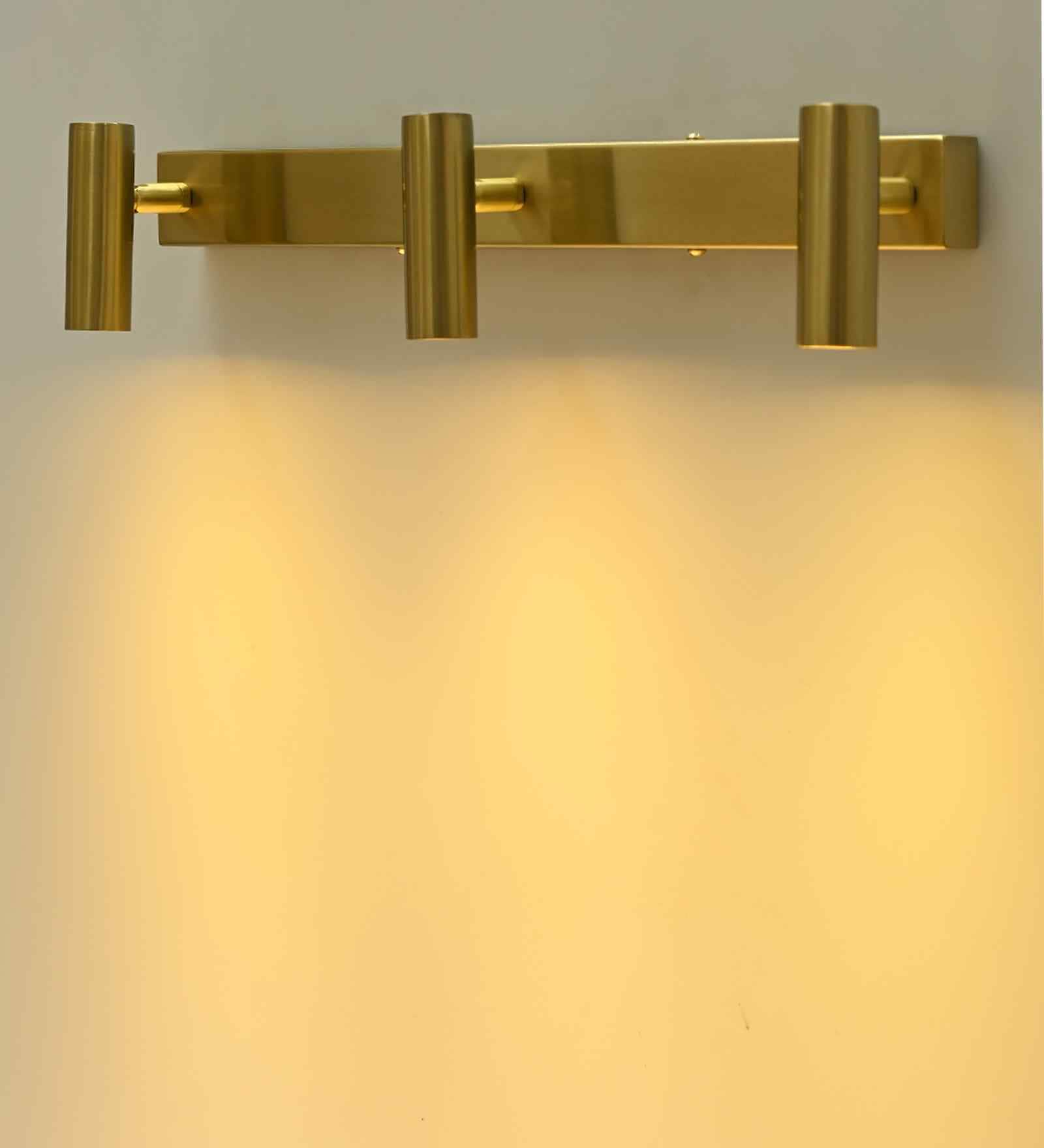 Matte Brass Finish Metal Modern Wall Light   Modern Decorative Fixture