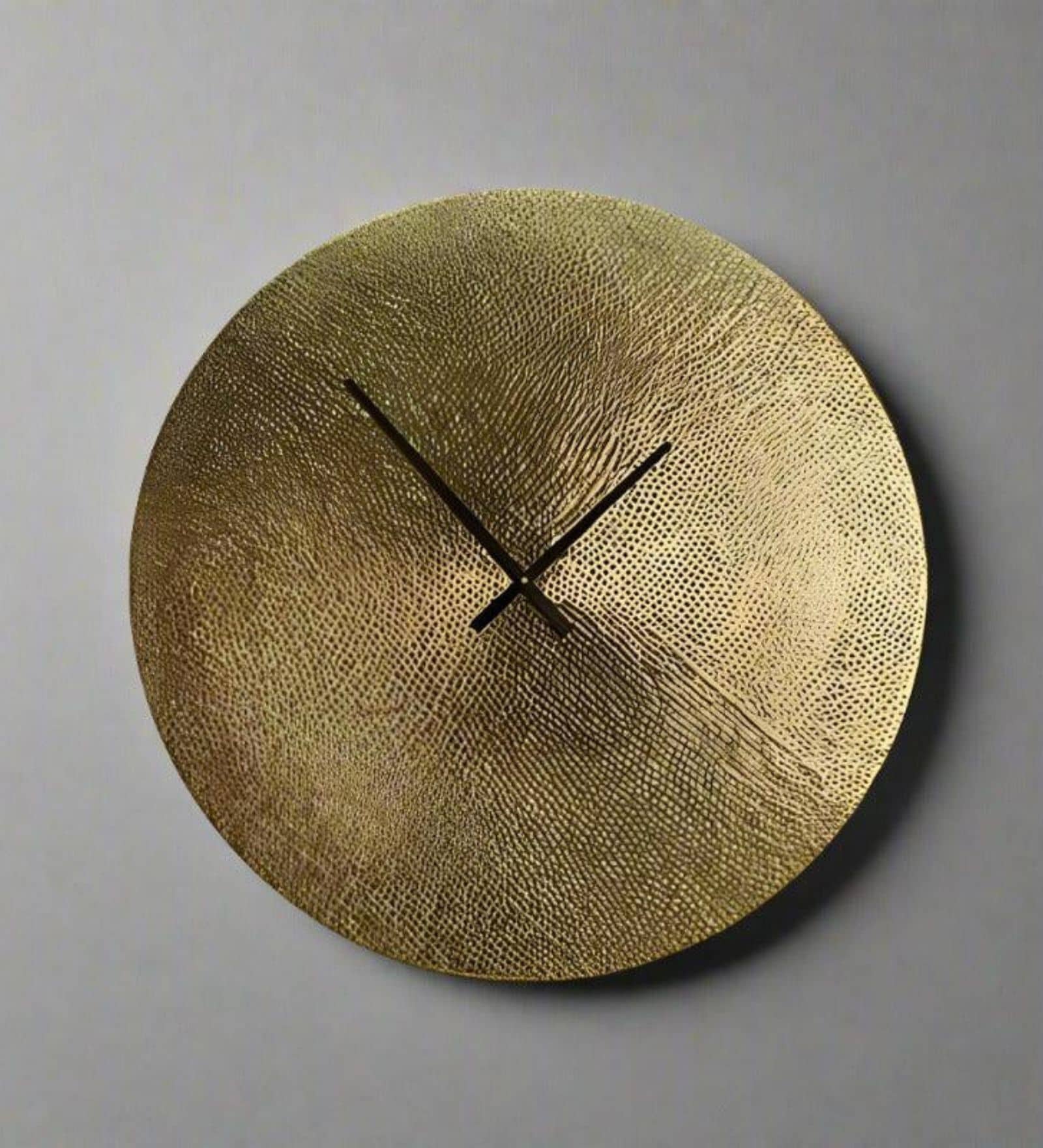 Golden Matte Plate Wall Clock