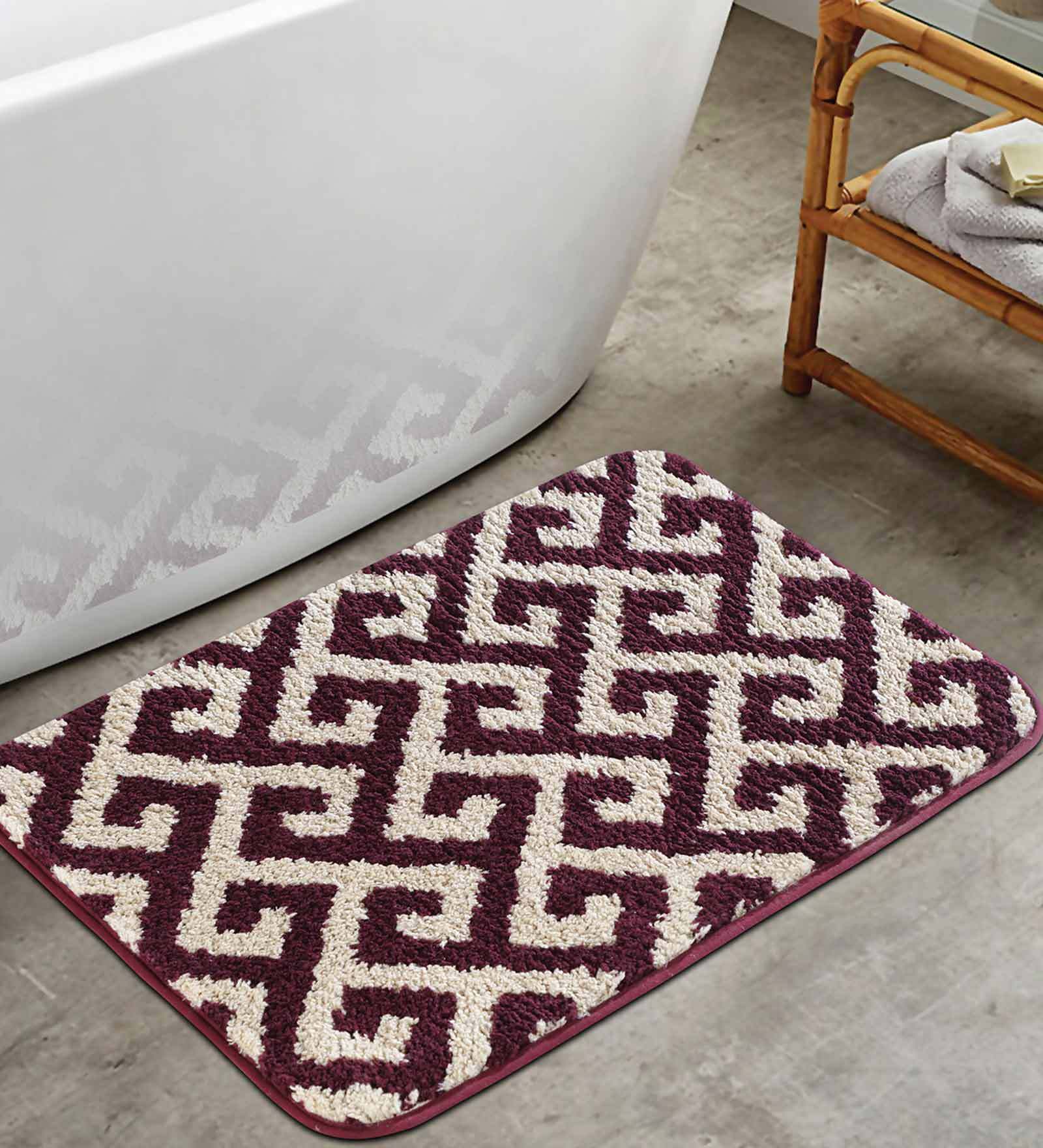 Mauve Traditional Polyester 28x20 Inches AntiSkid Bath Mat