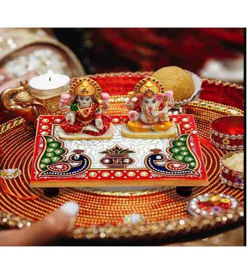 MARBLE LORD LAKSHMI GANESHA WITH 15 cm CHOWKIE 