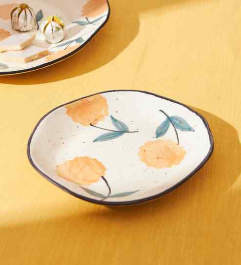 Marigold Quarter Plate | Handpainted Stoneware