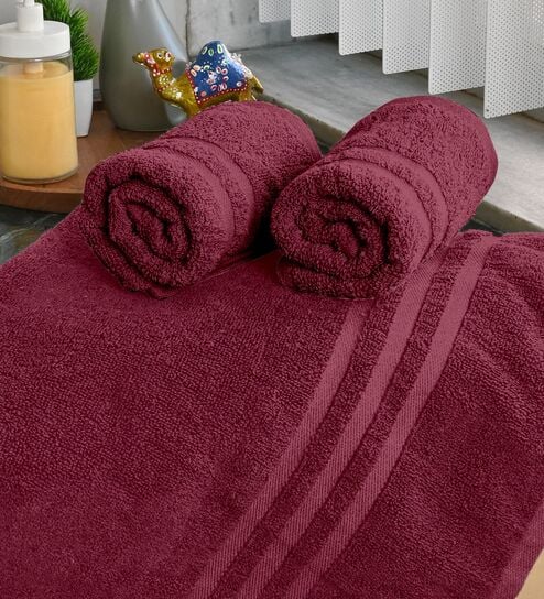 Maroon Cotton Solid 550 GSM 3 Pcs Towels Set