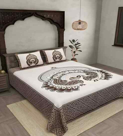 Maroon Abstract 180 TC Cotton  King Sized Bedsheet with 2 Pillow Covers