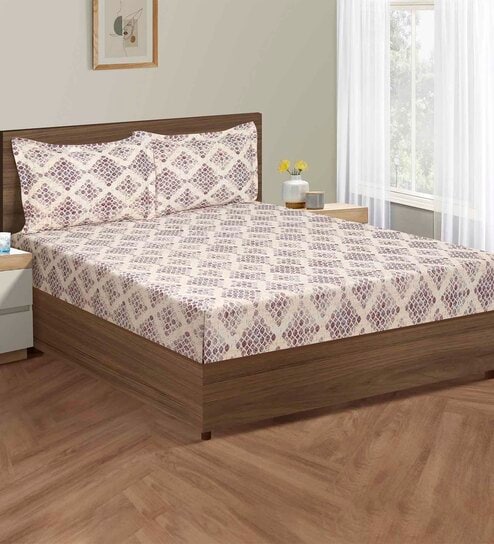 Maroon Geometric 160 TC Cotton Double Bedsheet with 2 Pillow covers