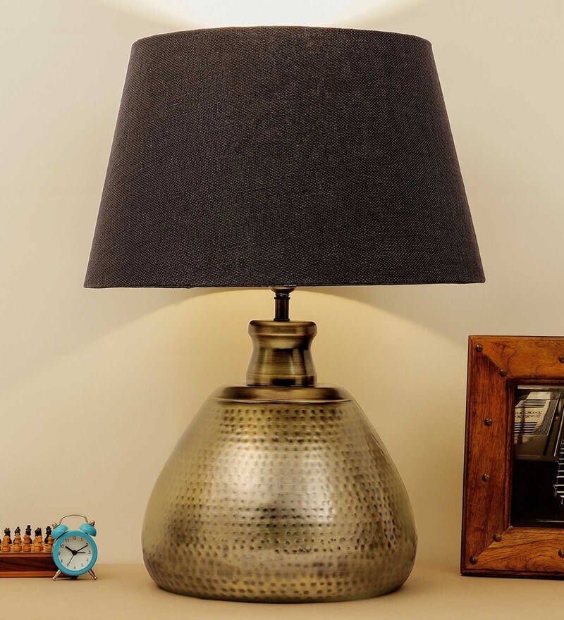 magalie table lamp