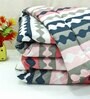 Magenta Cotton Blend Geometric 150 GSM Double Comforter