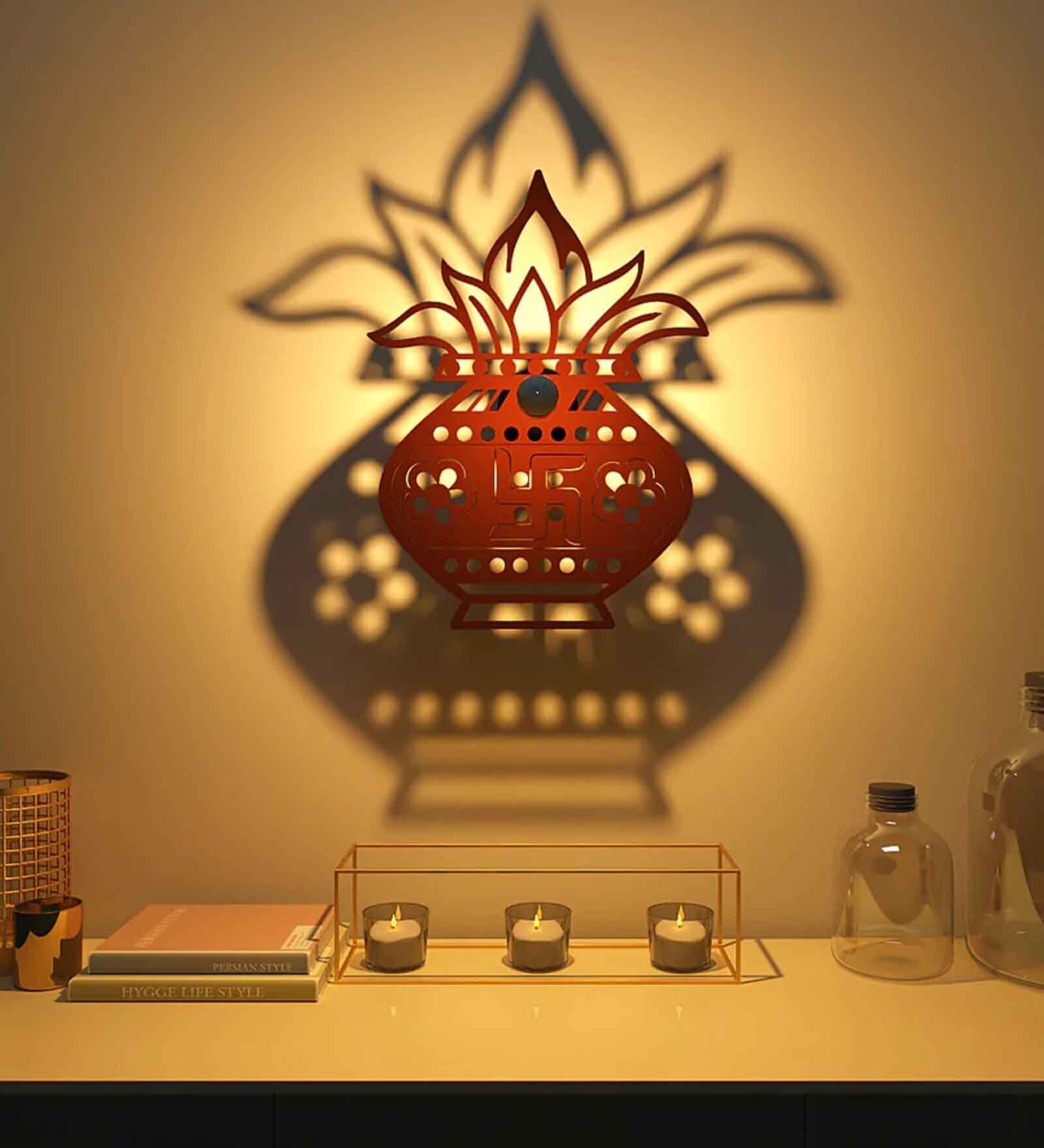 Wooden Novelty Wall Light (Brown)