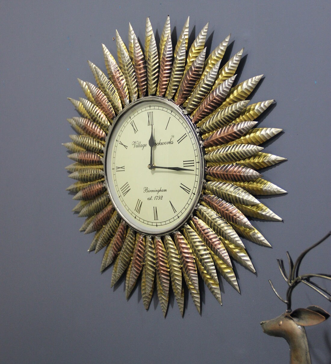 Buy Metal Sun Wall Clock In Gold By Malik Design Online Novelty Wall Clocks Wall Clocks Home Decor Pepperfry Product