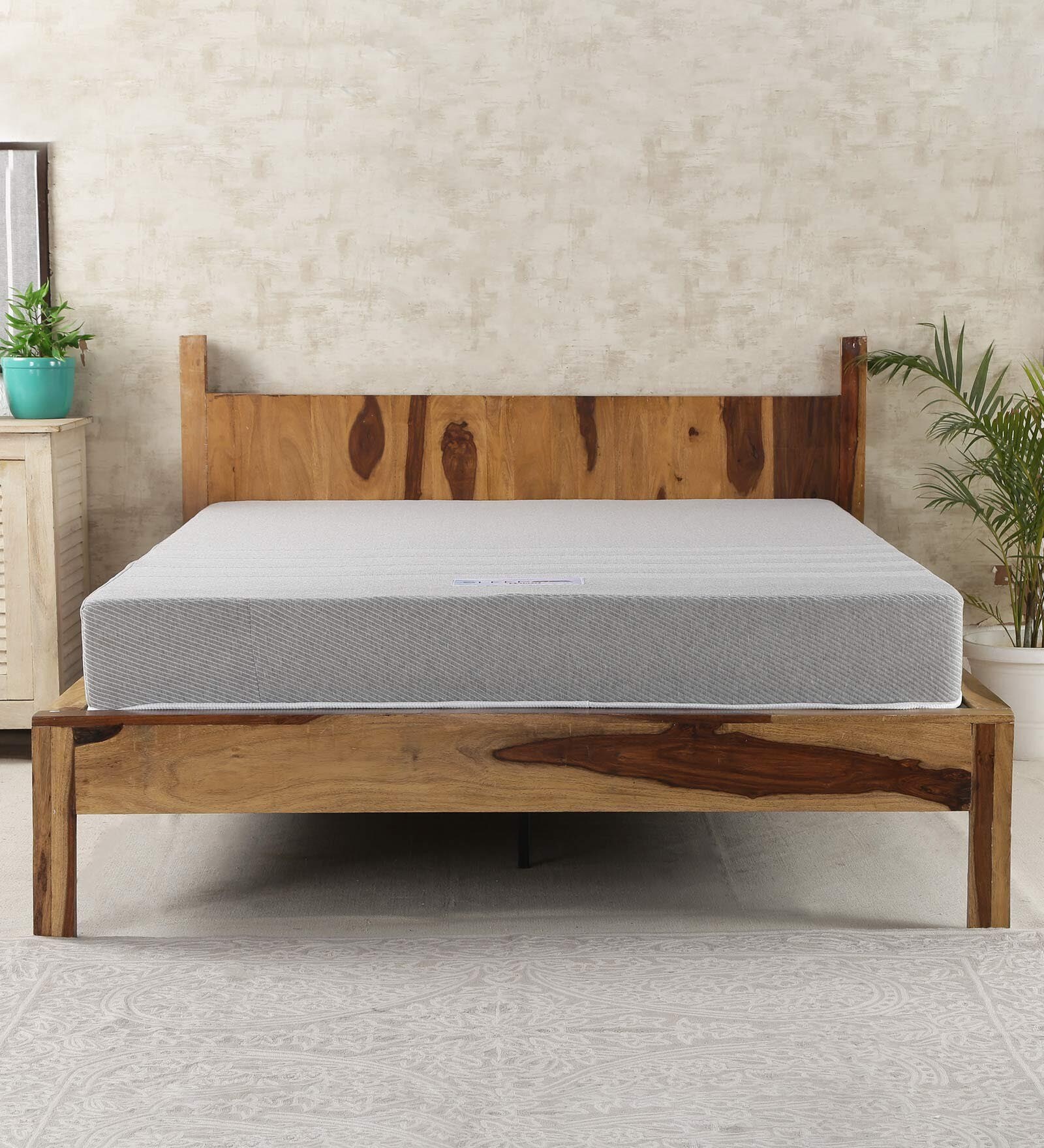 Ebon 3-Zone 10 Inches Memory Foam King Size Mattress with HerbFRESH  Technology