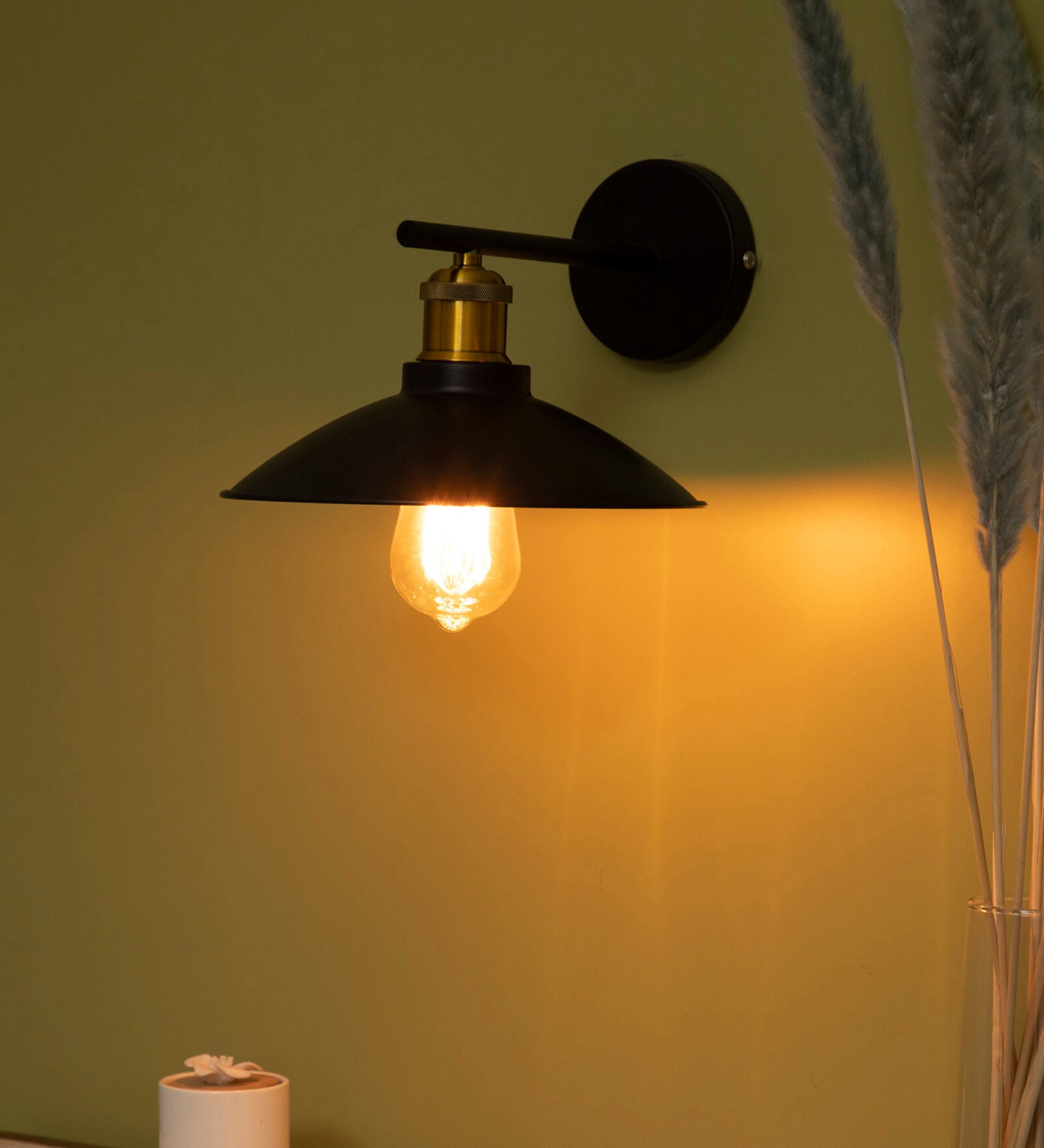 Menu Cast Black Matt Metal Wall Light