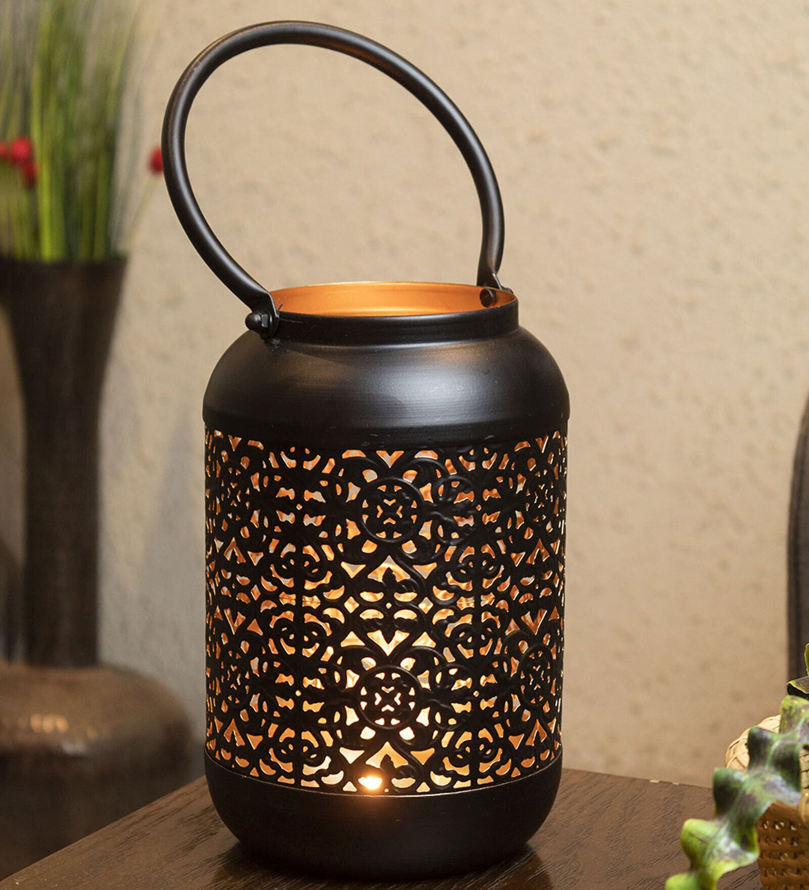 Metal Black Candle Holder