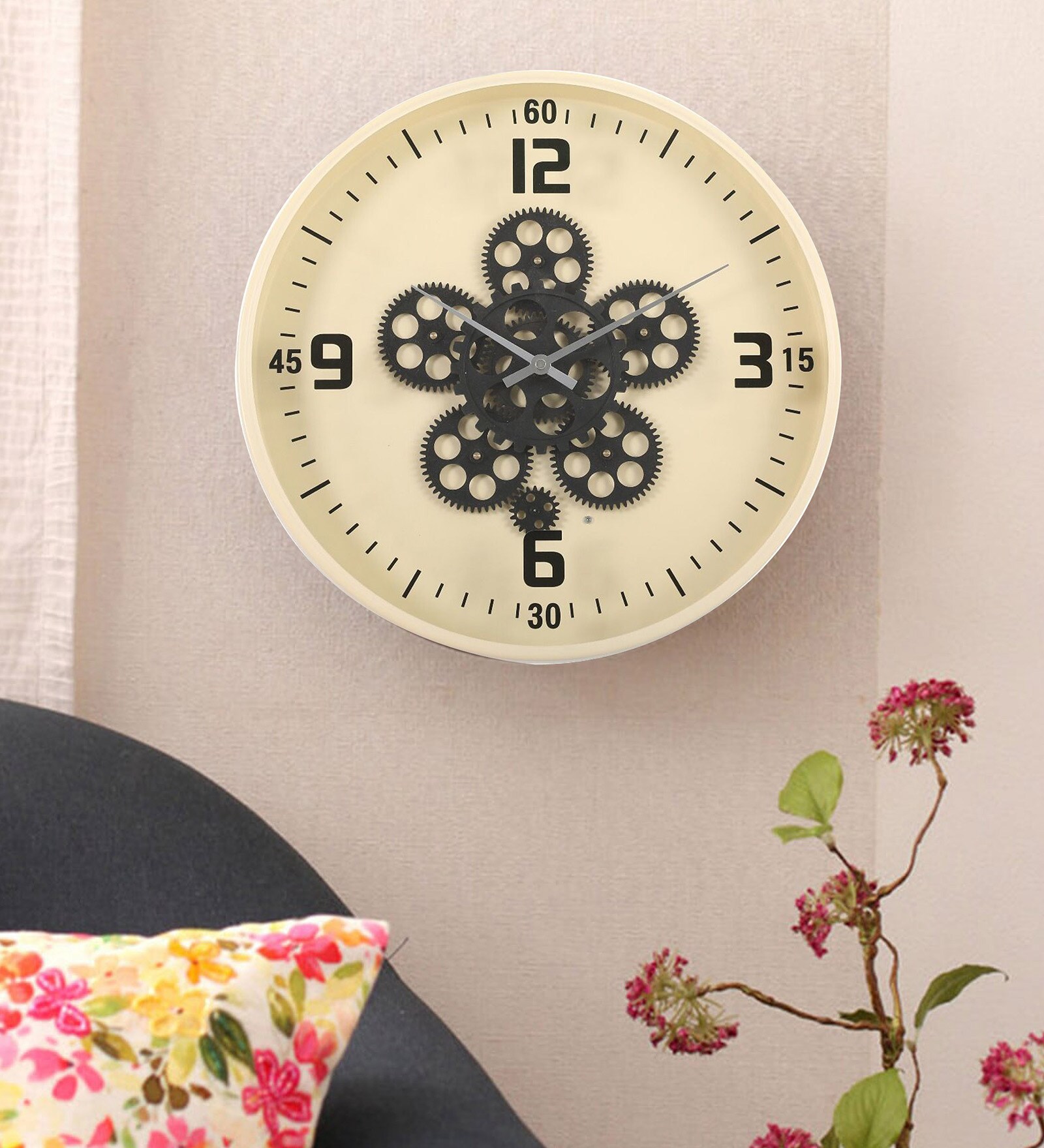 Ivory Metal Harold Modern Wall Clock