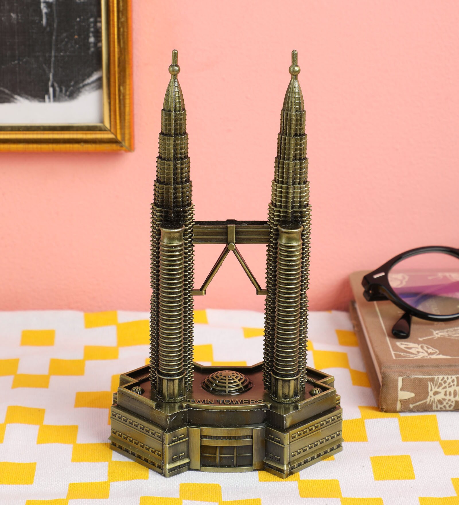 Grey Metal Winstar Monument Showpiece