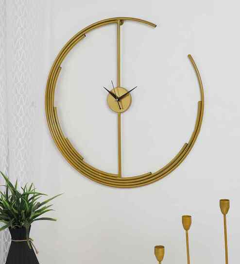 Metal Half Ring Piped Clock