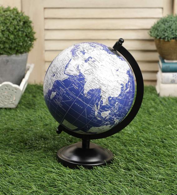 Buy Metal Decorative Table Globe Showpiece By Anantaran Online Globes Nautical Decor Home Decor Pepperfry Product