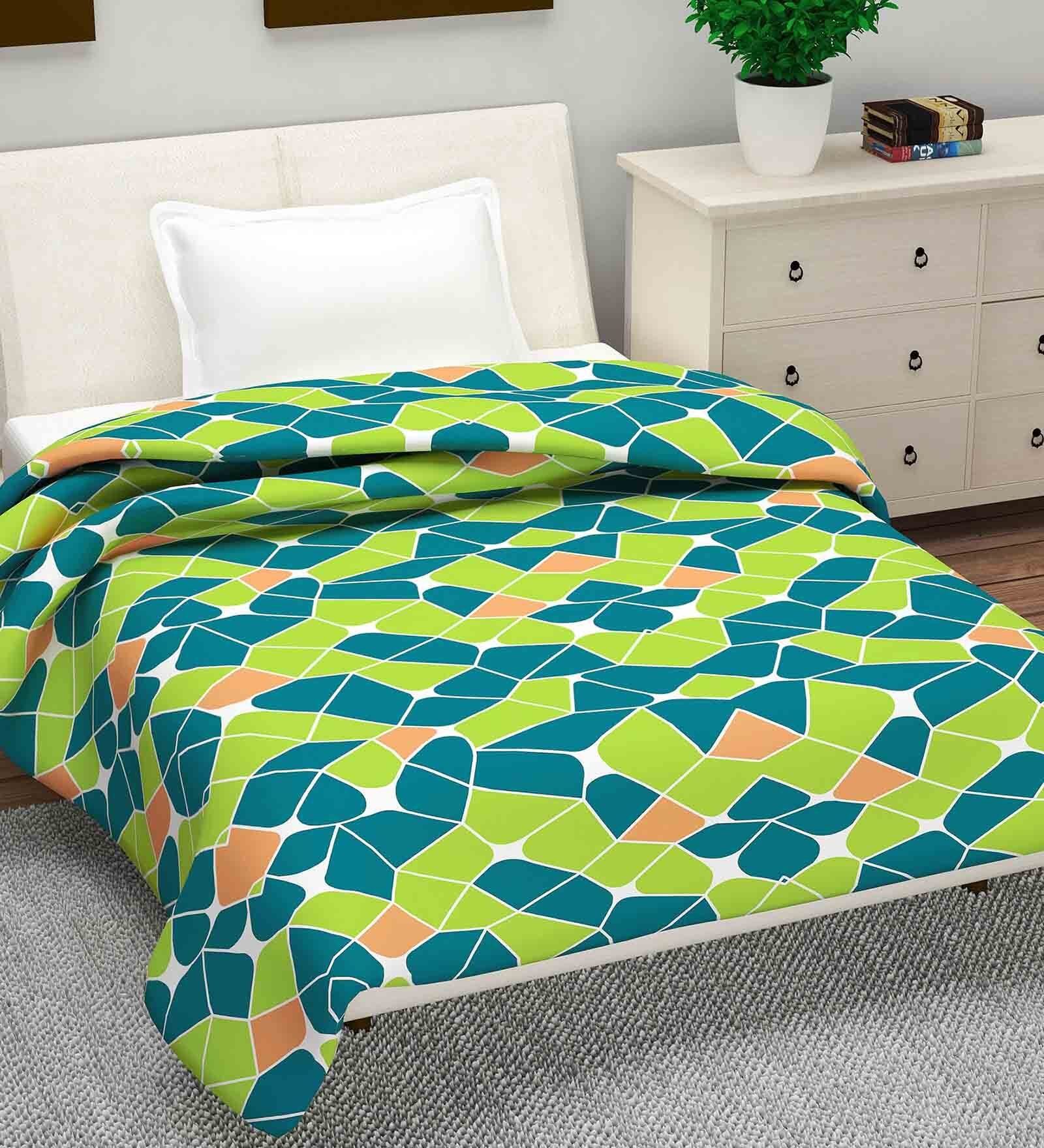 Green Geometric Polyester 120 GSM Single Bed Dohar