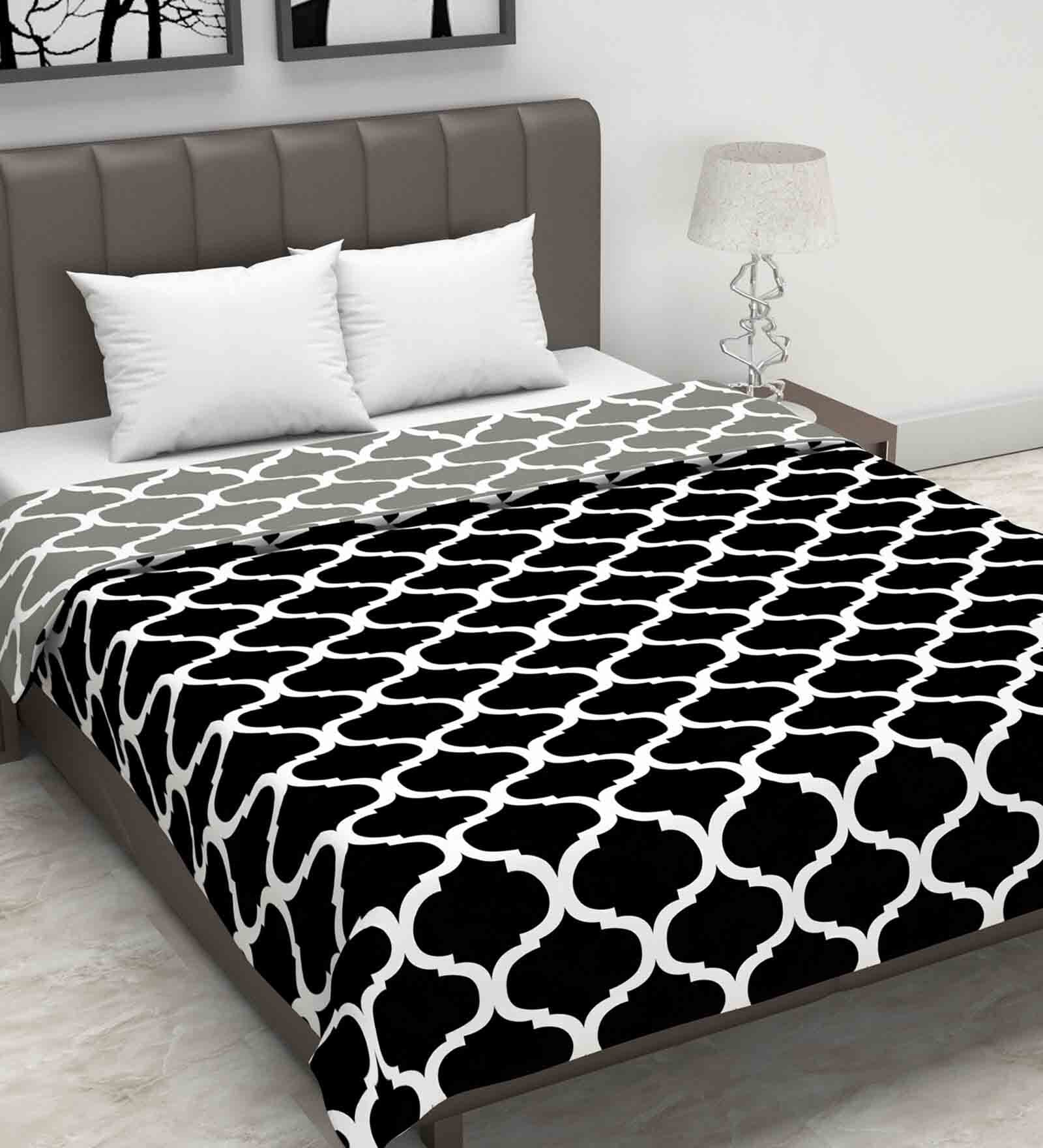 Microfiber Reversible 120 GSM Abstract Print Deep Black and Grey Double Bed AC Dohar Quilt Blanket