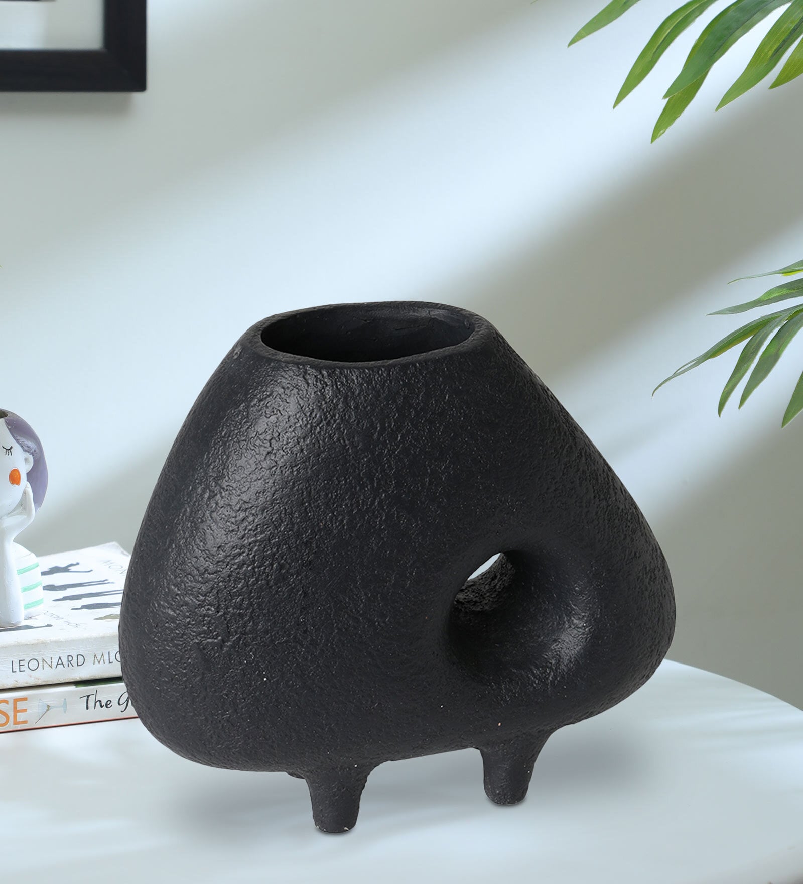 Midnight (Small) Terracotta Vase