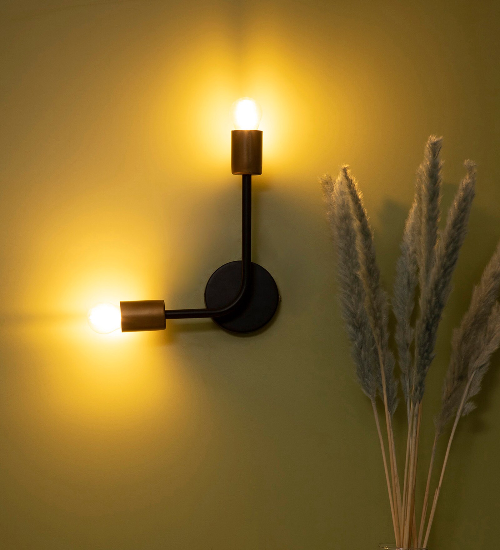 Mila Black Matt Metal Wall Light