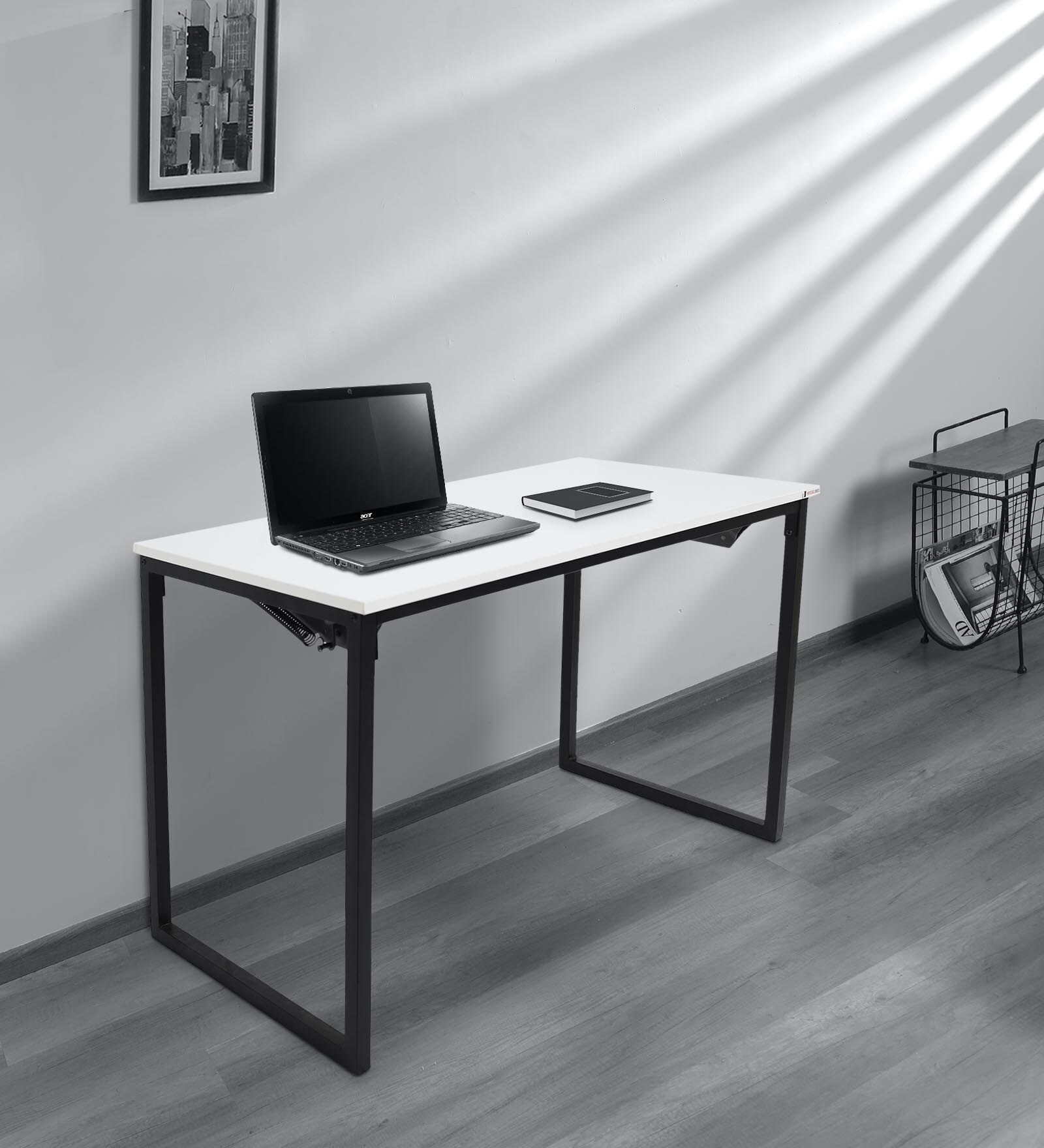 Jackie Writing Table in Glossy White Finish