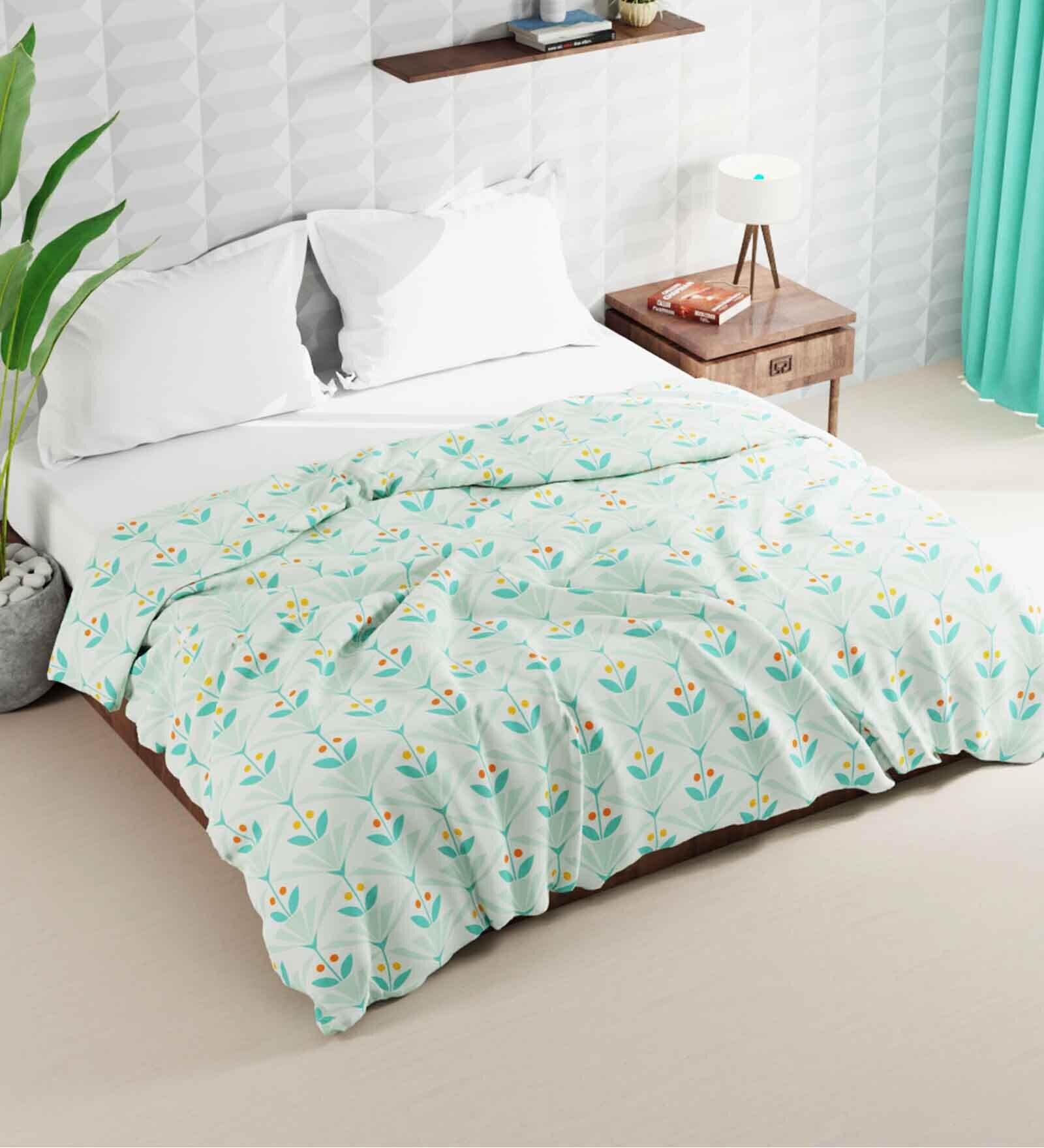 Mint Polyester 150 Mild Winter Double Bed Comforter