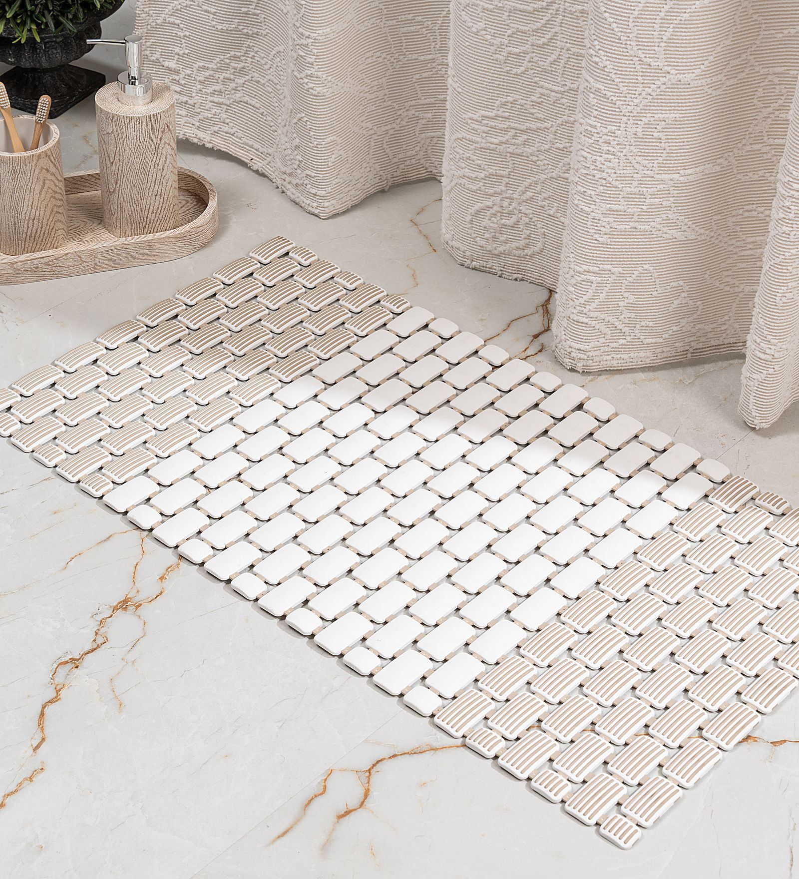 MistFlow Beige Anti-Slip Shower Mat 39 X 73 cm