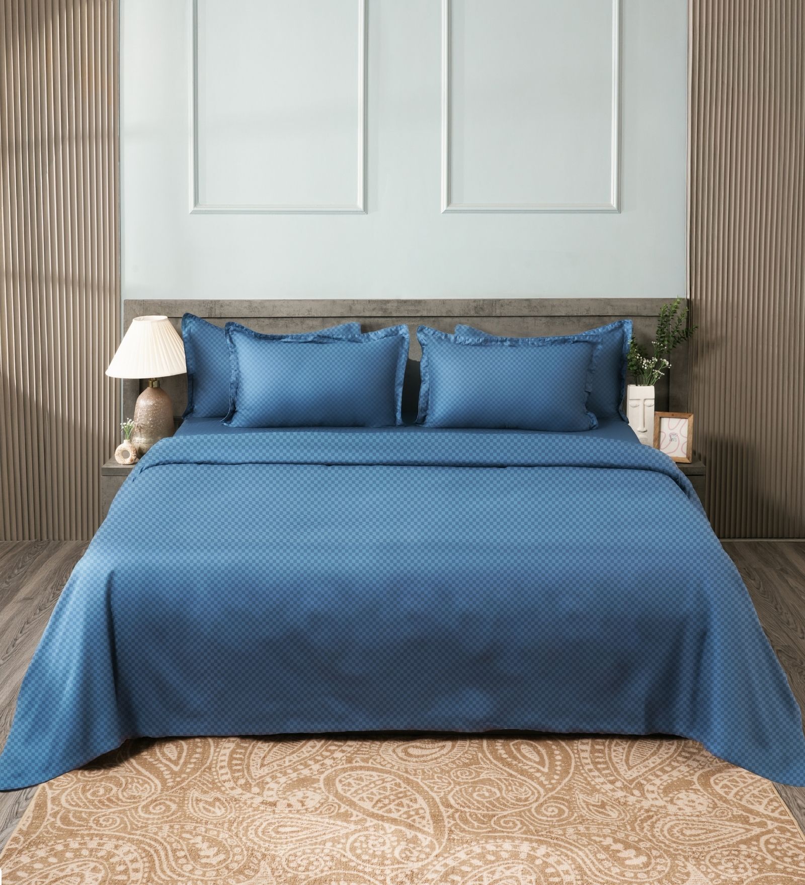 Drak Blue 300TC 100% Cotton Flat Chekered Super King Bedsheet with 2 Pillow Covers