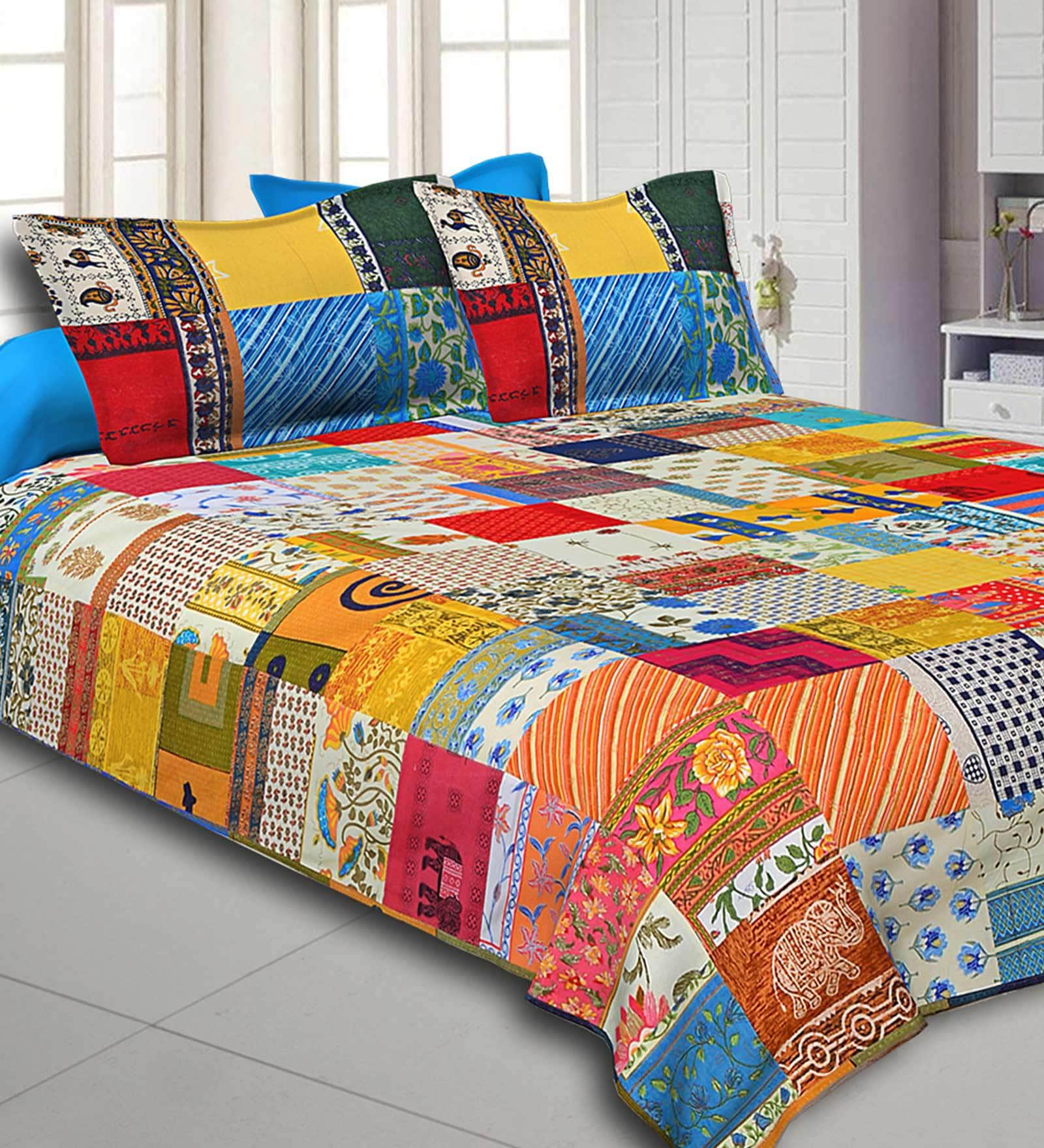 Multicolor Traditional 300 TC Cotton 1 Double Bedsheet with 2 Pillow Covers