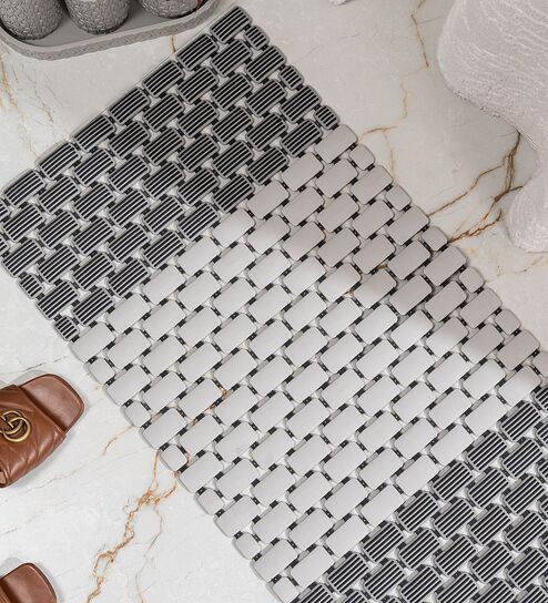 MistFlow Black Anti-Slip Shower Mat 39 X 73 cm