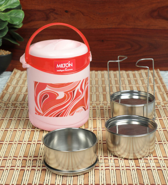 tiffin to keep food hot