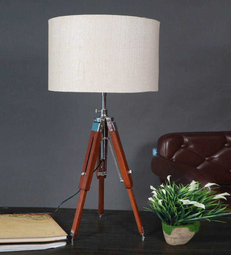 tripod small lamp