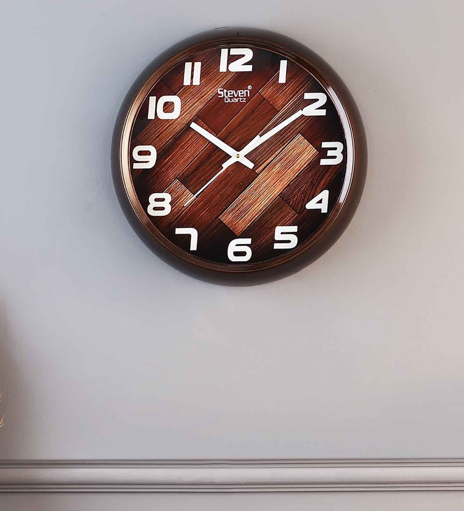Brown Plastic Modern Modern Wall Clock