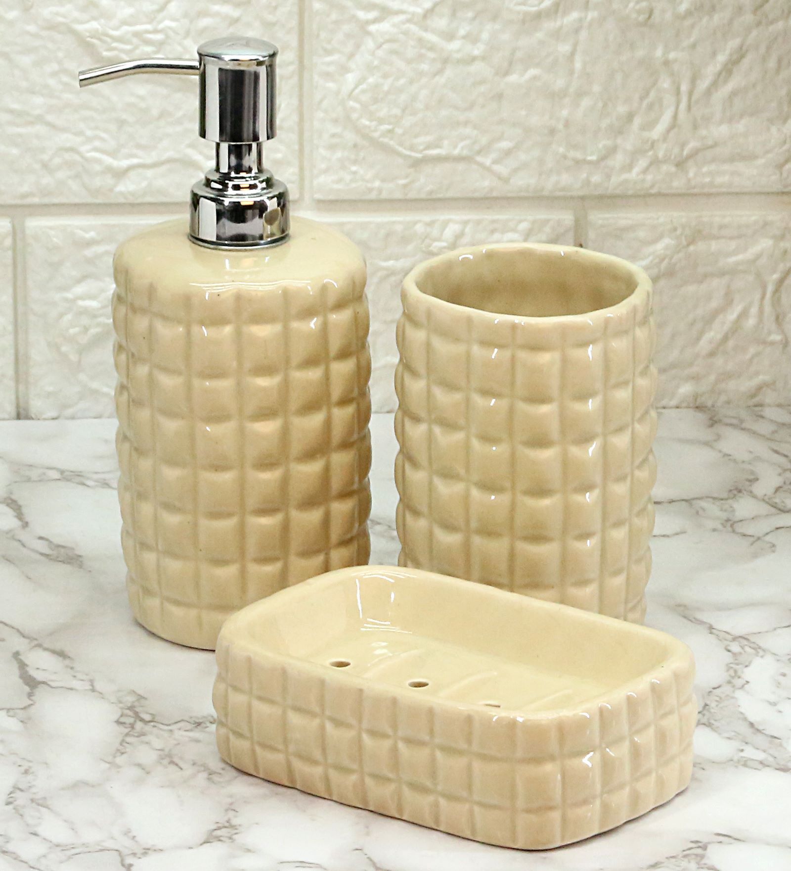 Buy Modern Cream Ceramic Set of 3 Bath Accessories Set by Kookee at 20% ...