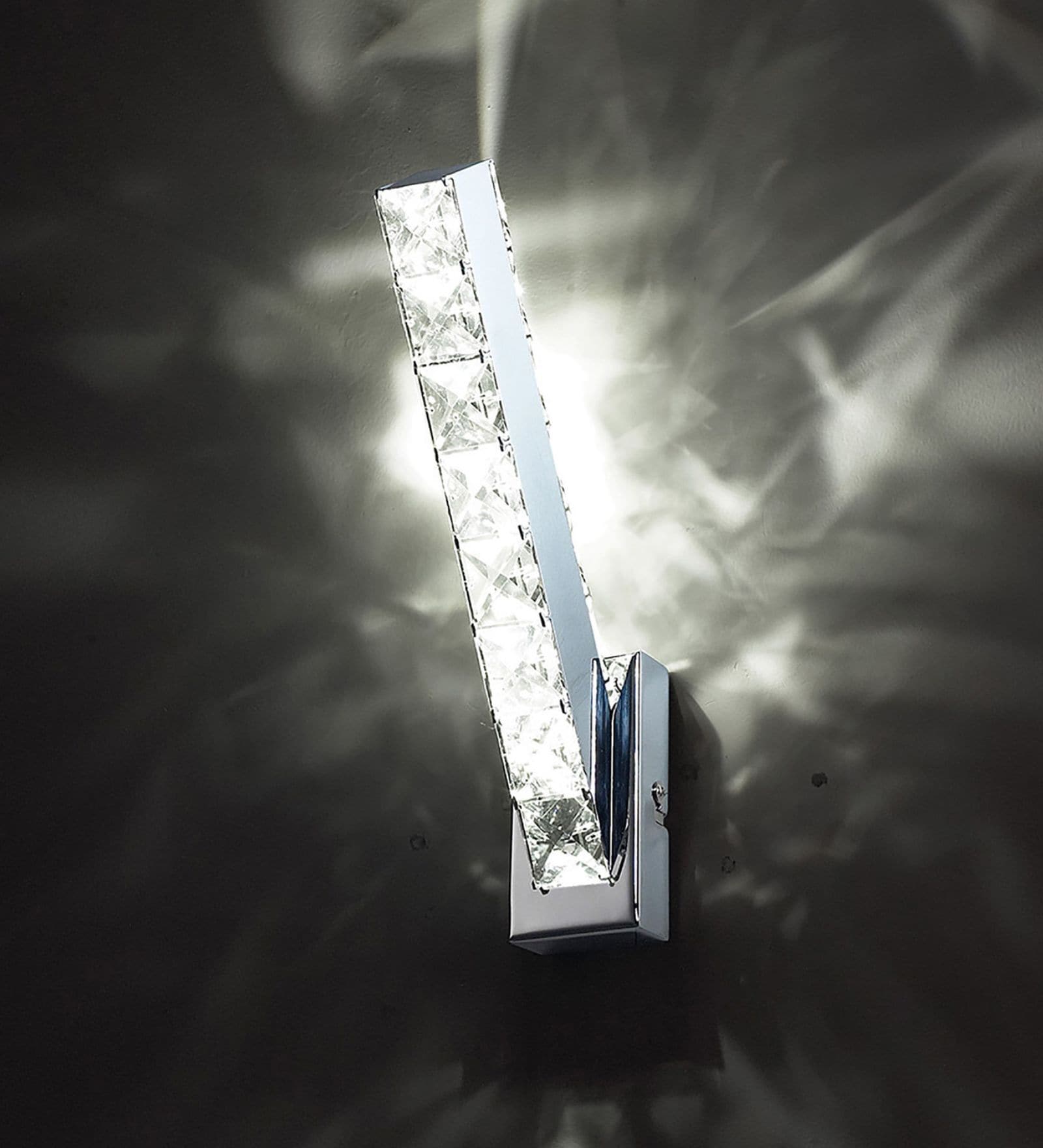 Modern Crystal LED Wall Light   Sleek Vertical Decorative Wall Sconce with Chrome Finish